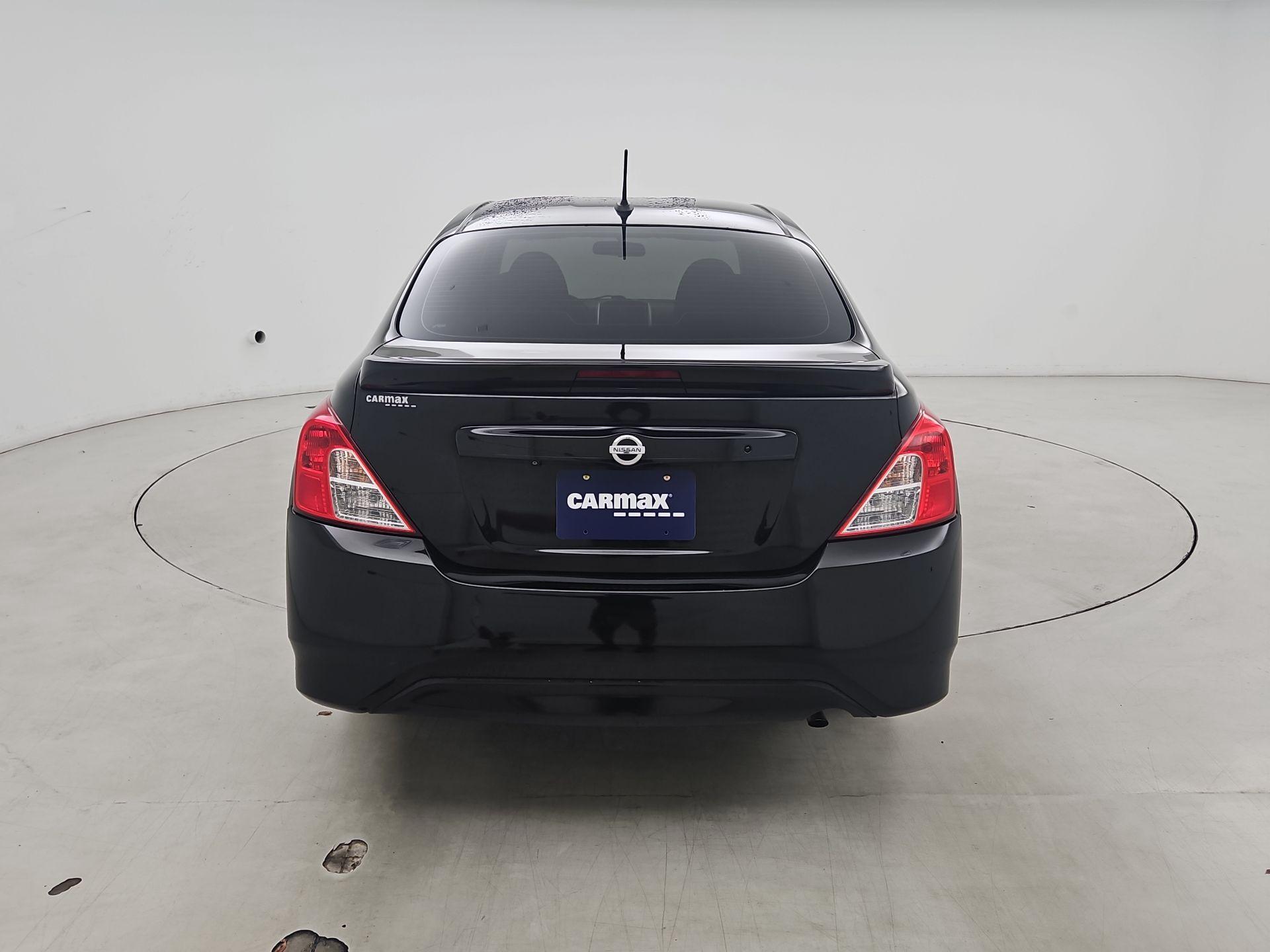 Thumbnail: 2019 Nissan Versa - 6