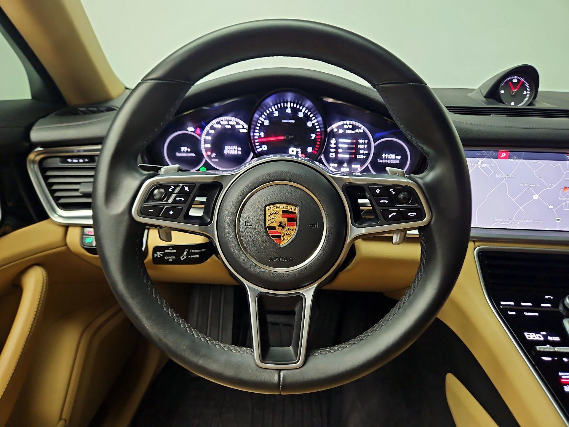 Thumbnail: 2018 Porsche Panamera - 10