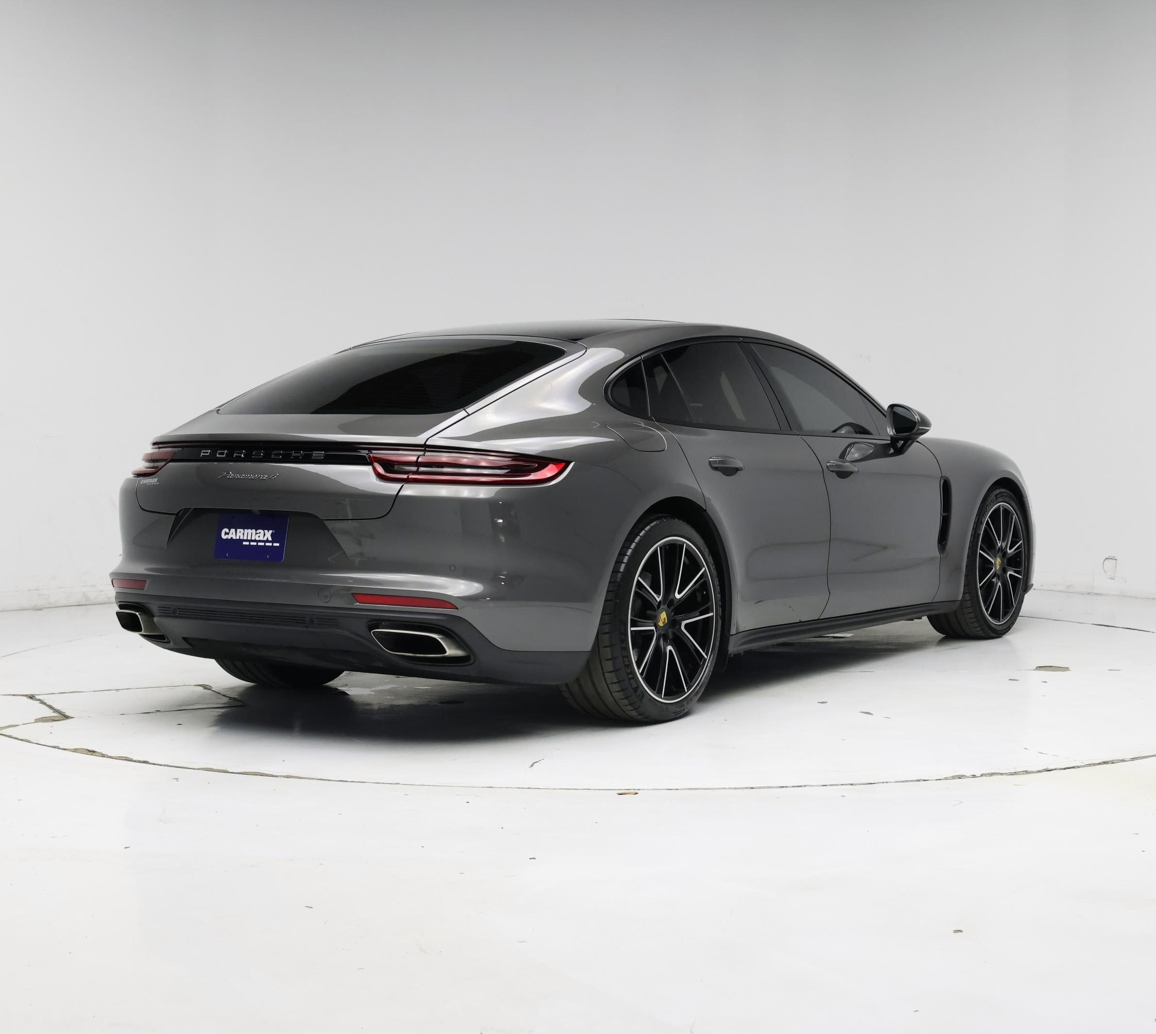 Thumbnail: 2018 Porsche Panamera - 8