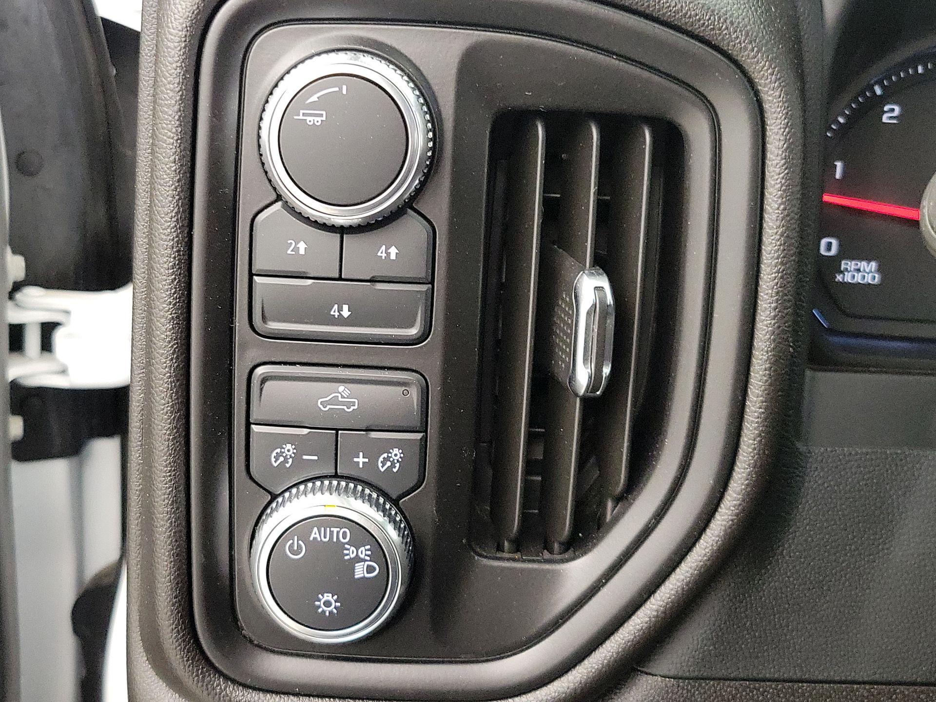 Thumbnail: 2024 GMC Sierra 2500 - 13