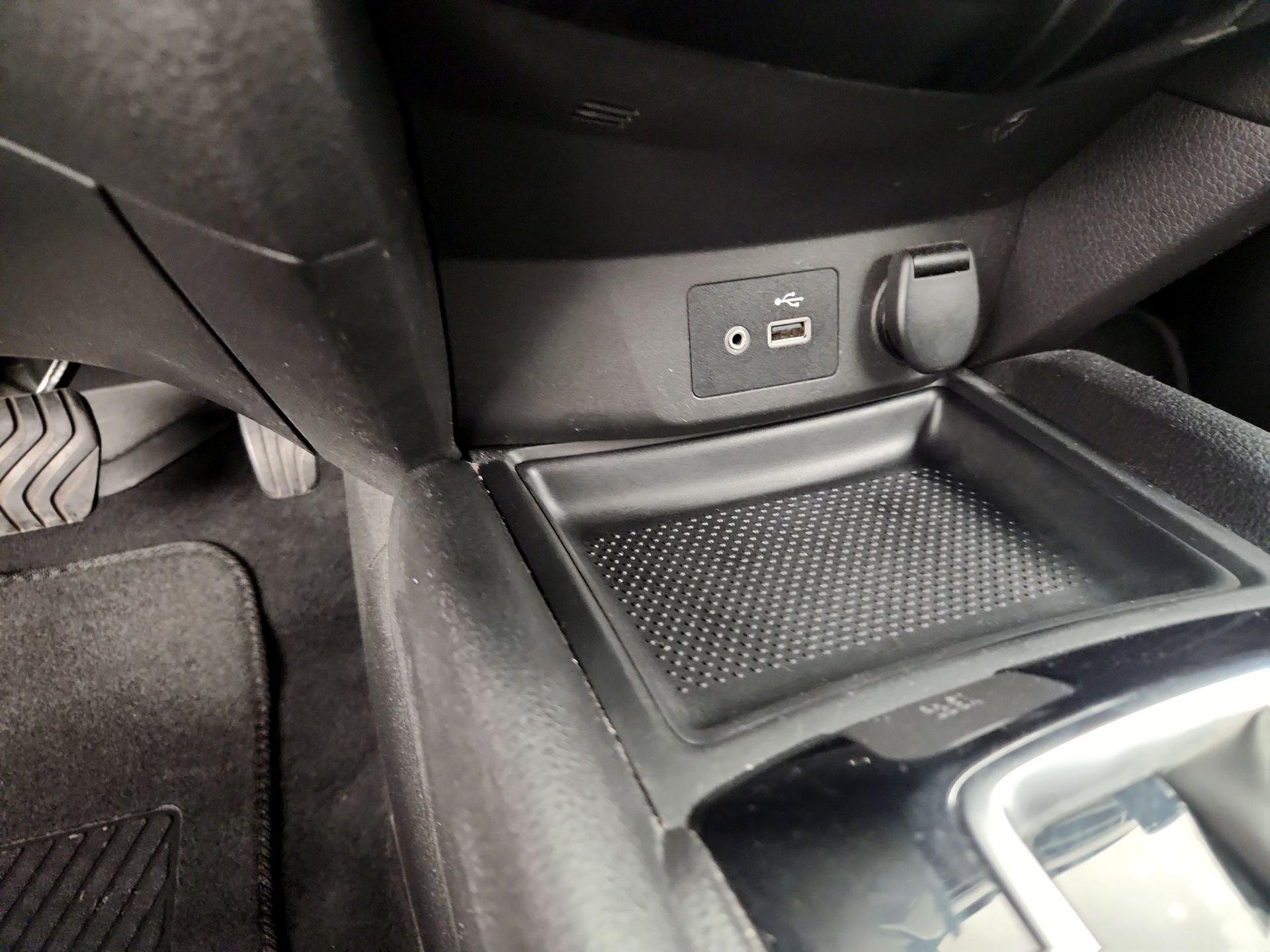 Thumbnail: 2019 Nissan Rogue - 18