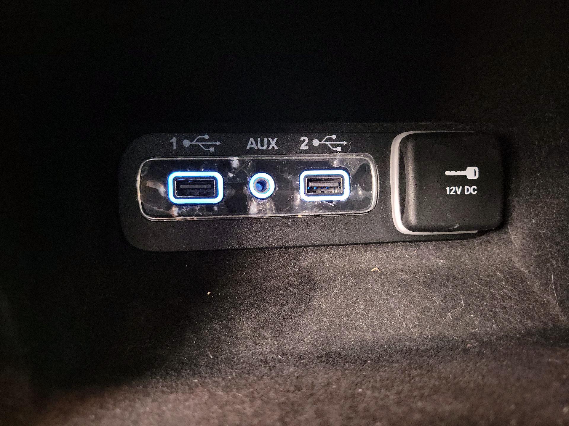 Thumbnail: 2020 Jeep Grand Cherokee - 19