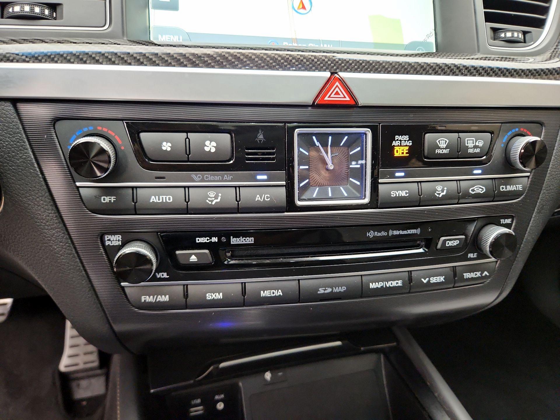 Thumbnail: 2018 Genesis G80 - 17