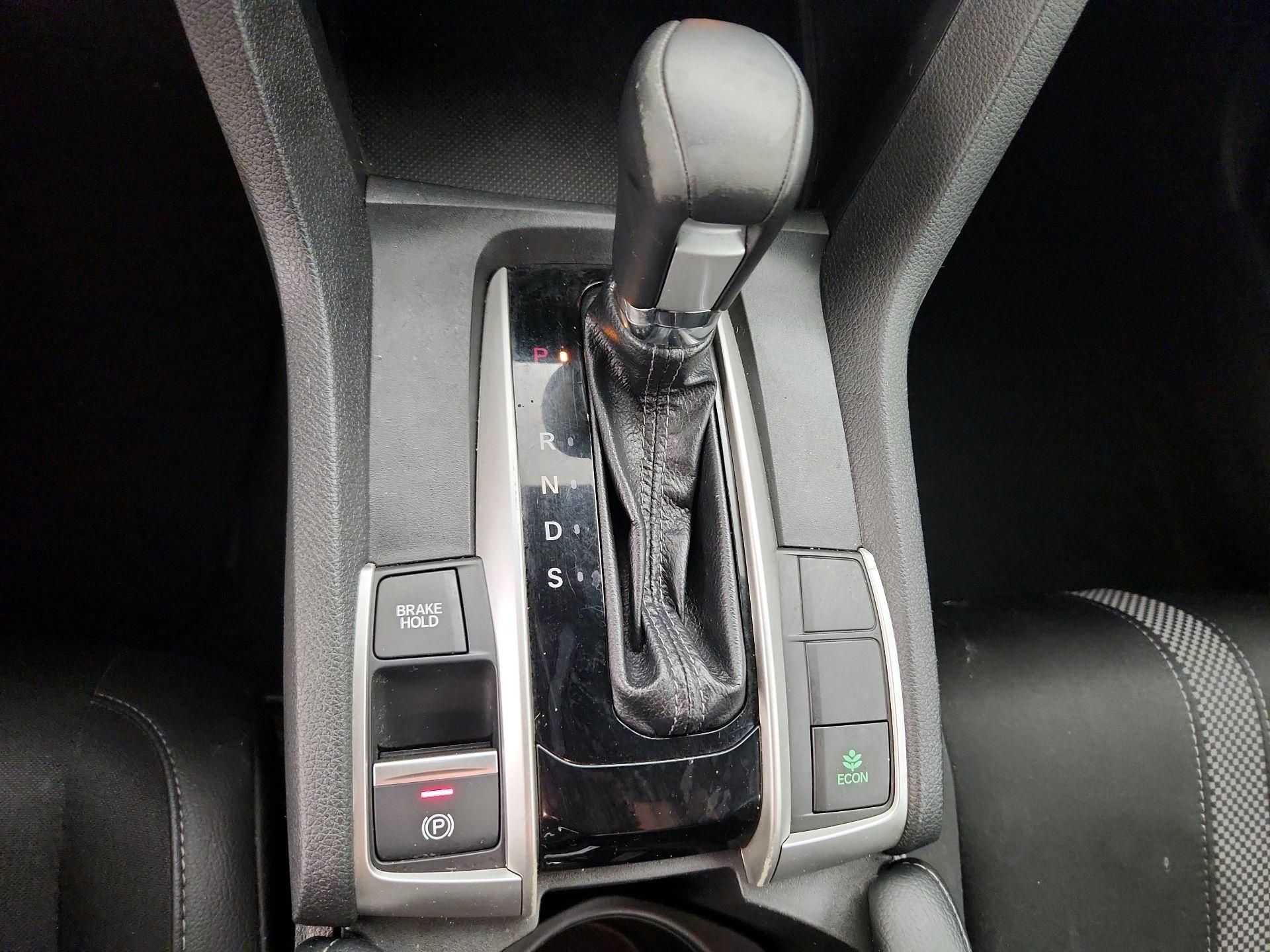 Thumbnail: 2019 Honda Civic - 17
