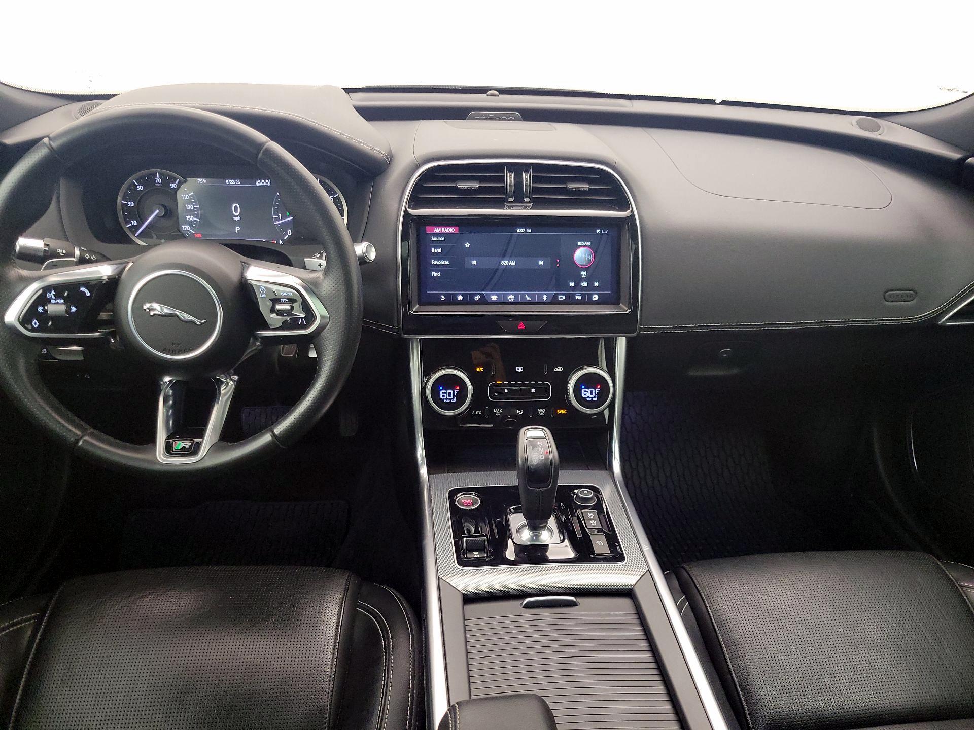 Thumbnail: 2020 Jaguar XE - 9