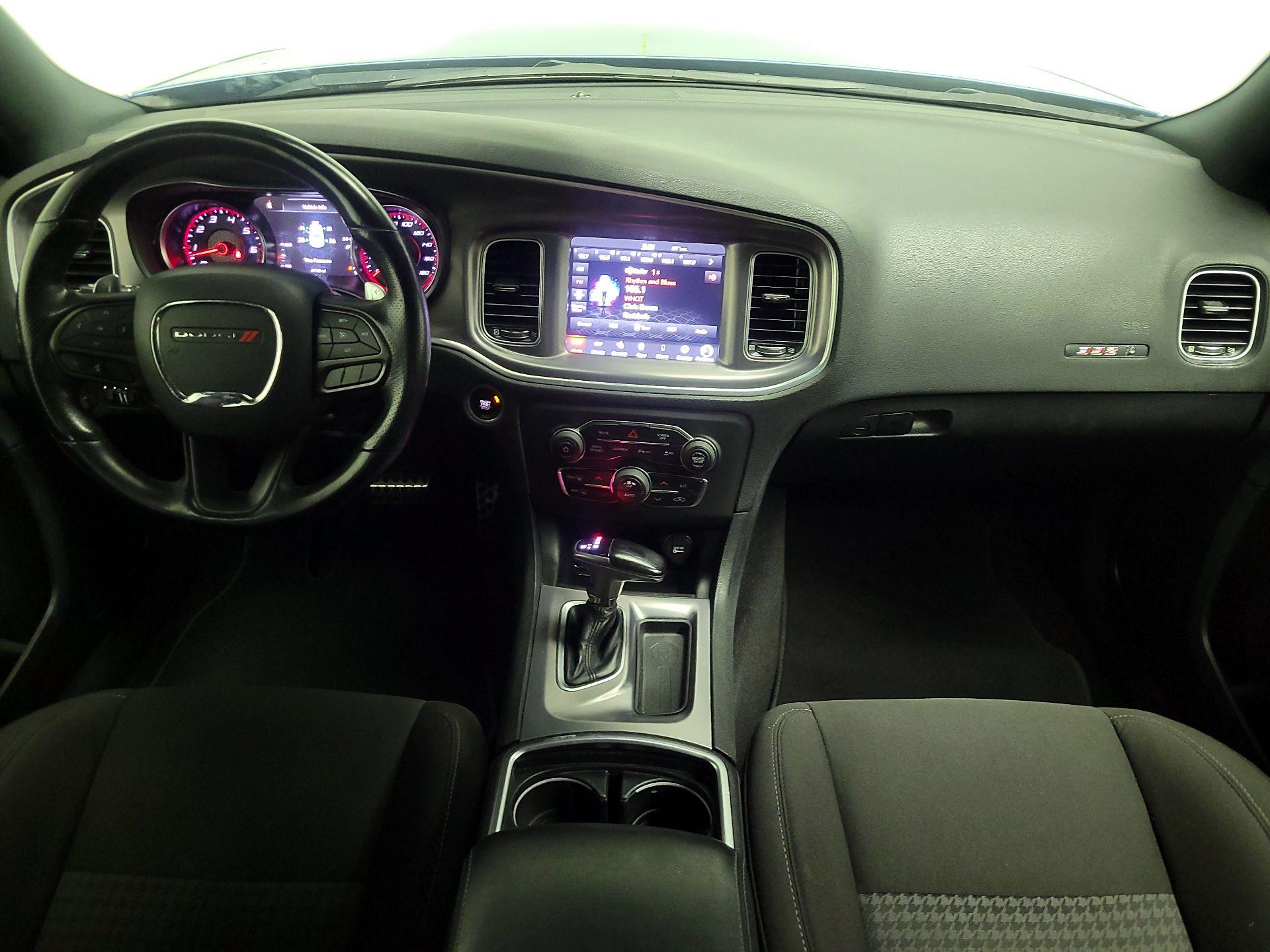 Thumbnail: 2020 Dodge Charger - 9
