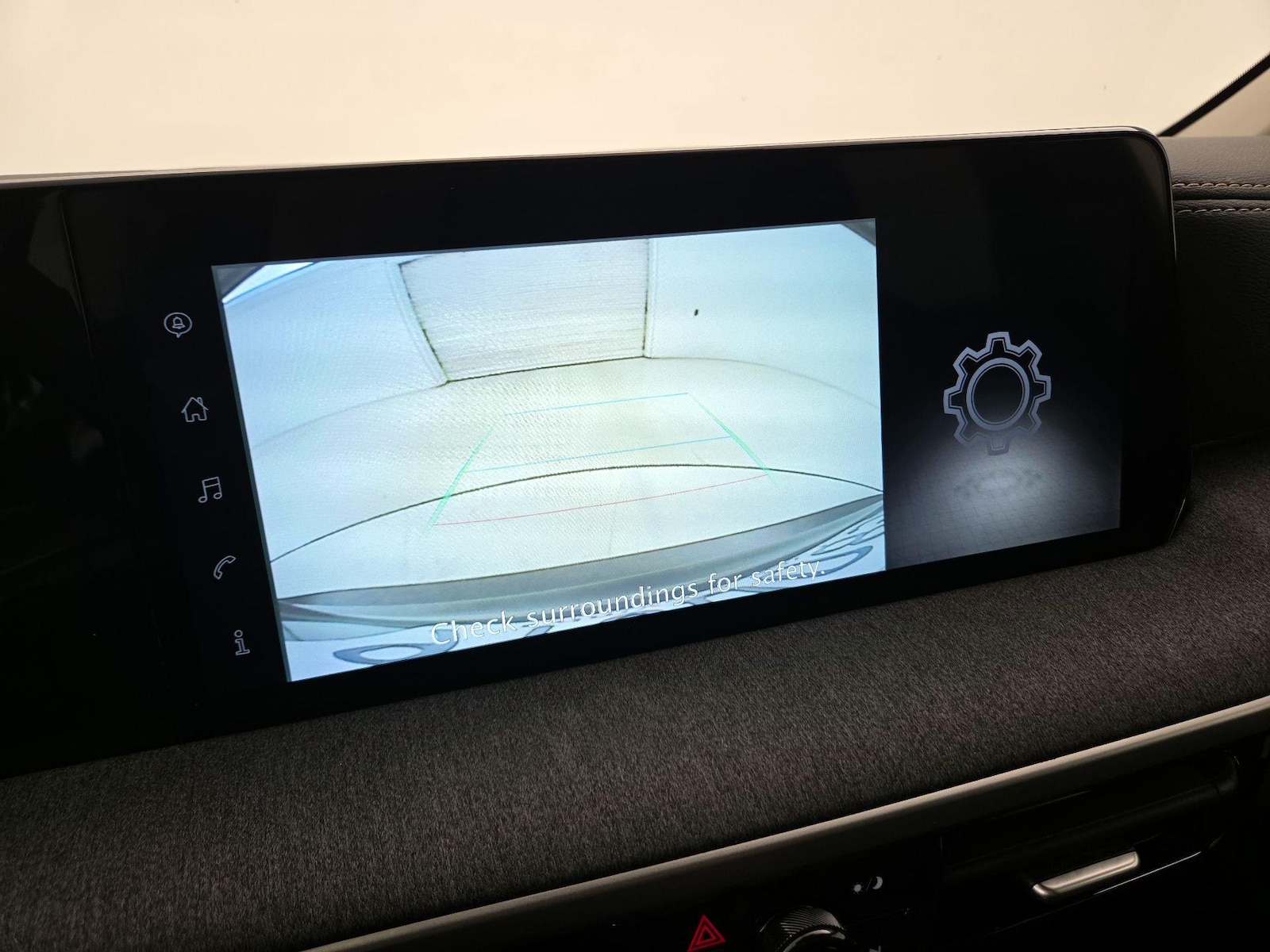 2025 Nissan Kicks SV - Photo 15