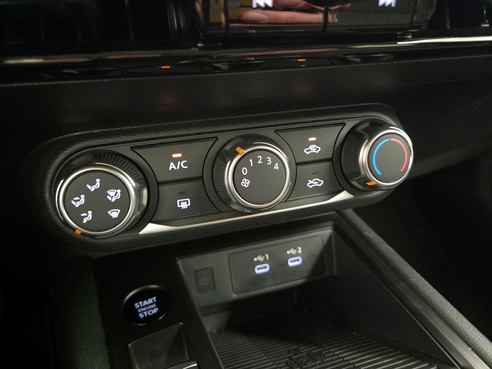 2025 Nissan Kicks SV - Photo 17
