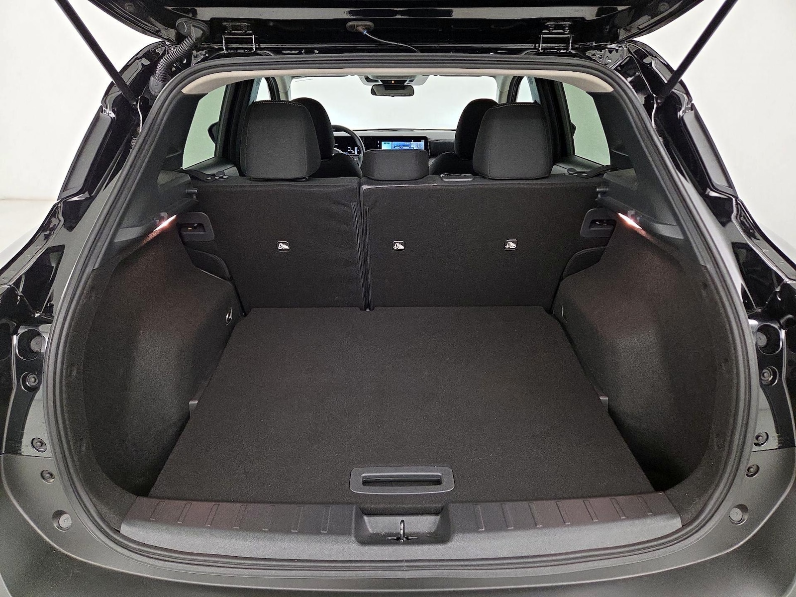 2025 Nissan Kicks SV - Photo 21
