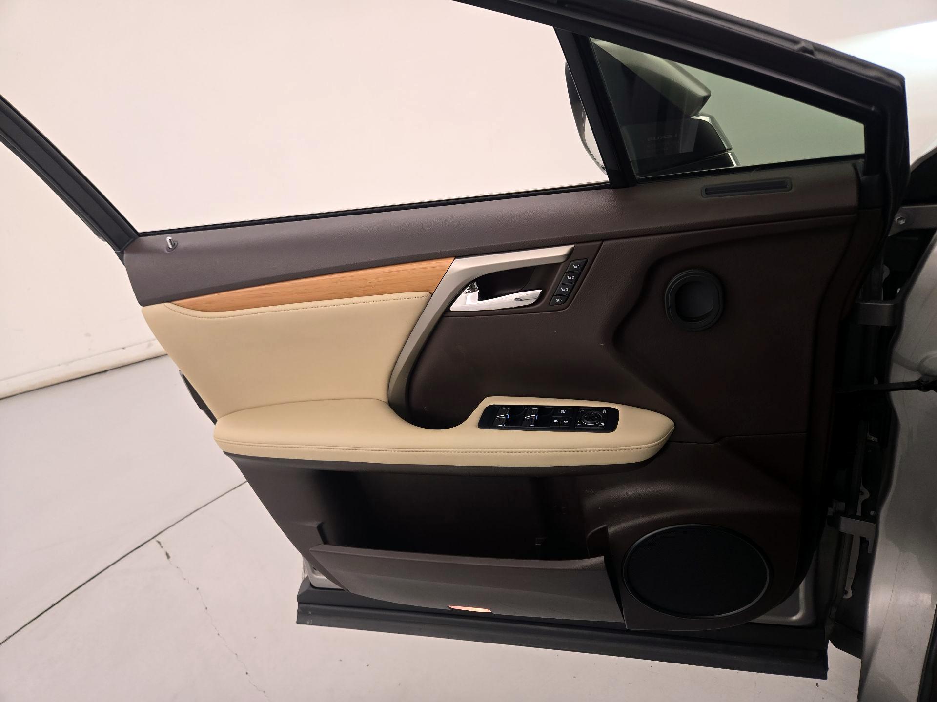 Thumbnail: 2020 Lexus RX - 12