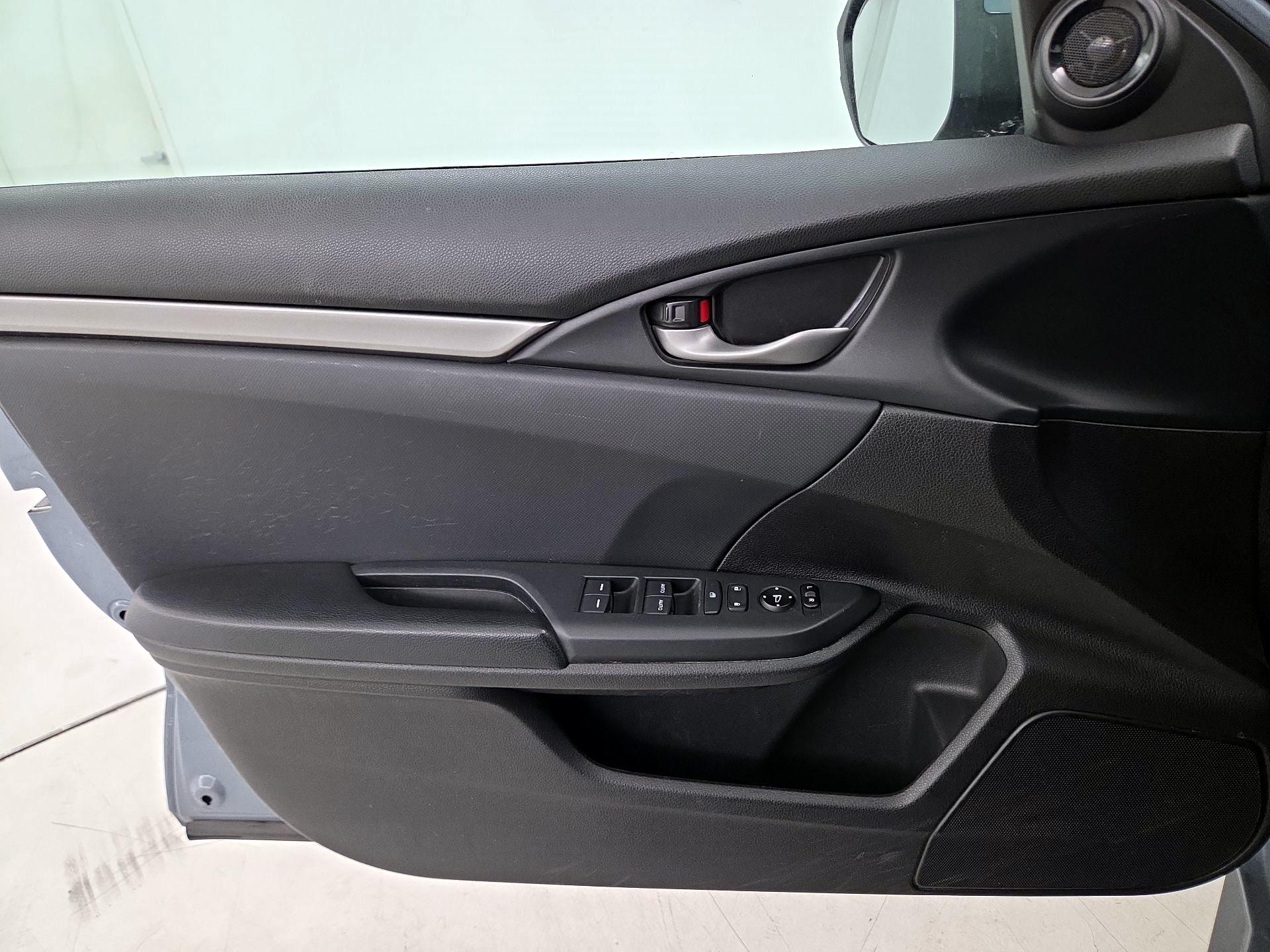 Thumbnail: 2020 Honda Civic - 12