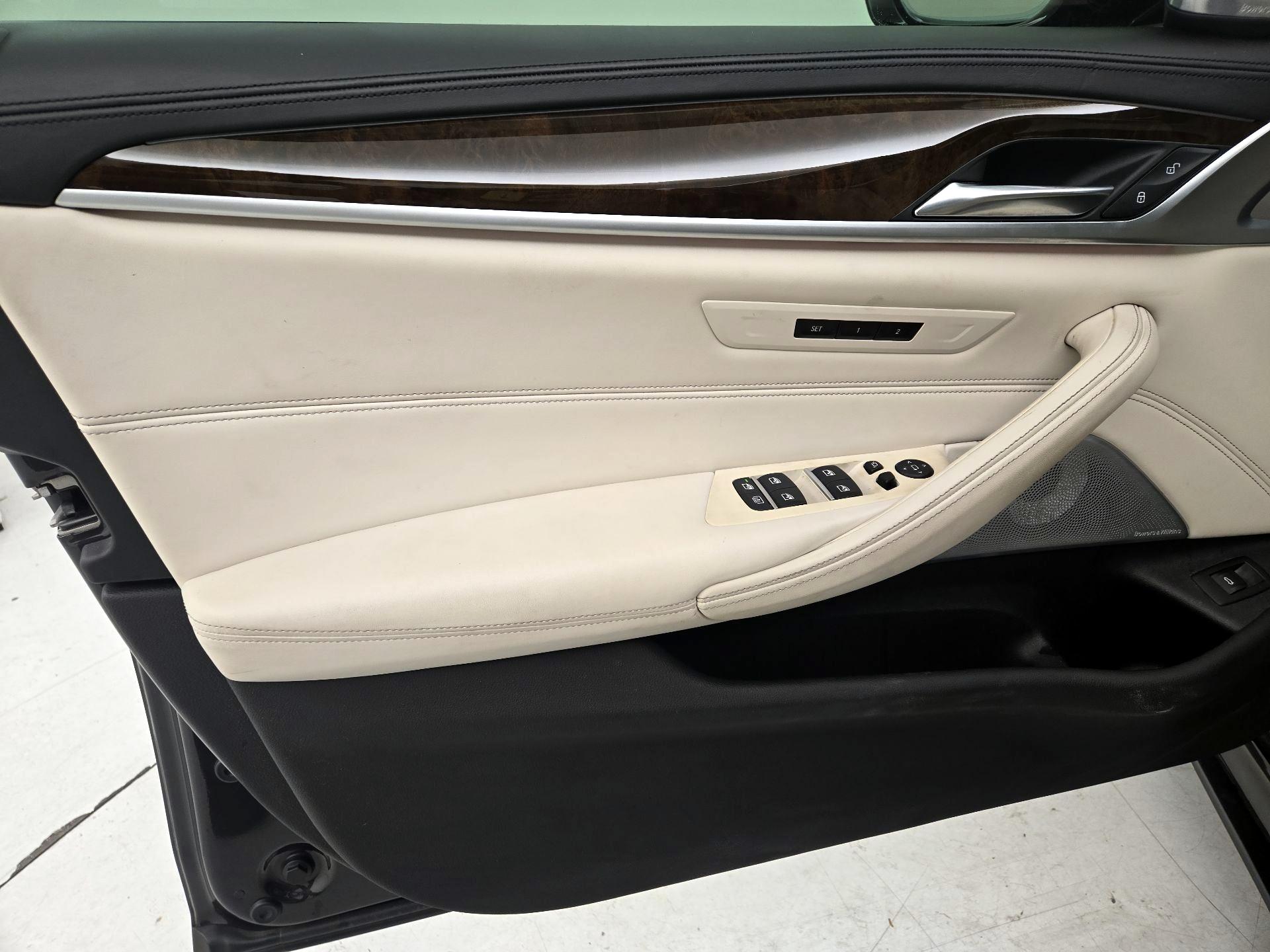 Thumbnail: 2020 BMW 5 Series - 12