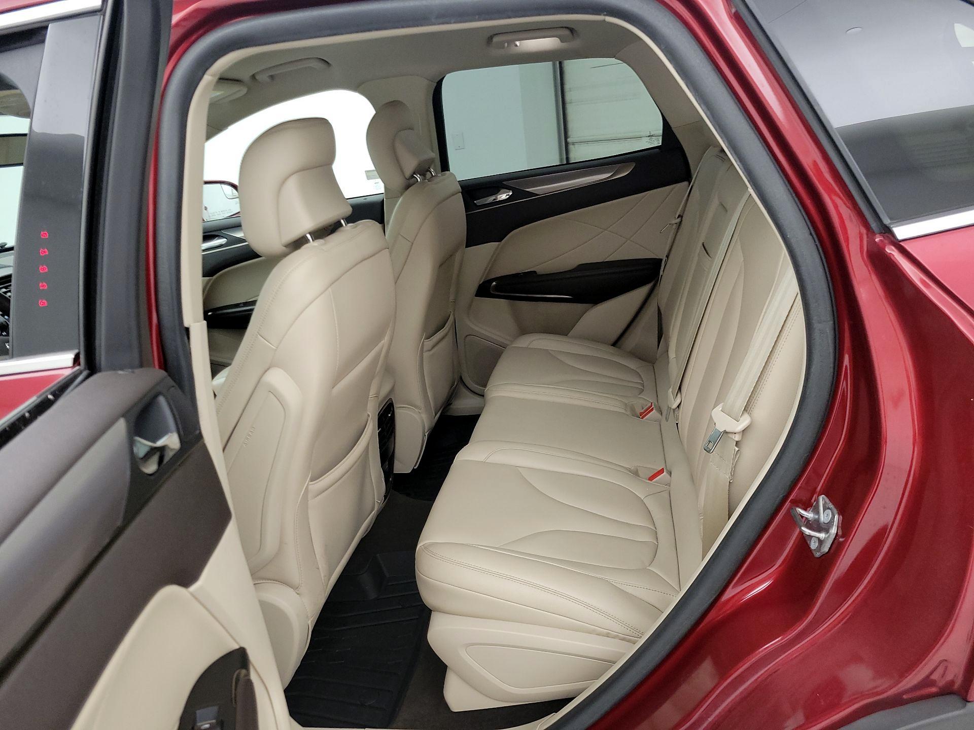 Thumbnail: 2019 Lincoln MKC - 19