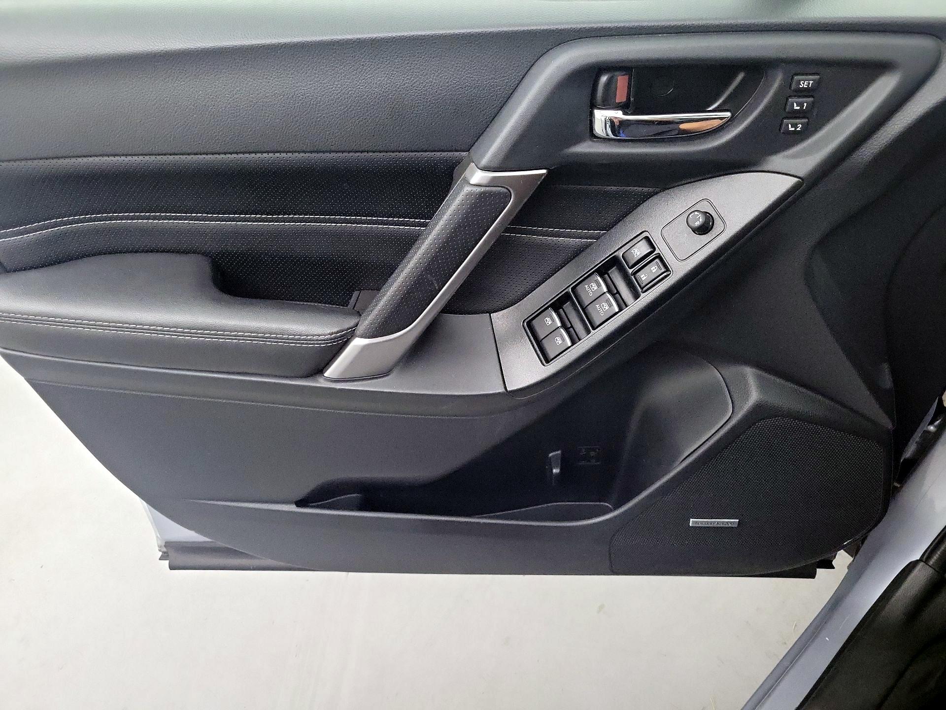 Thumbnail: 2017 Subaru Forester - 12