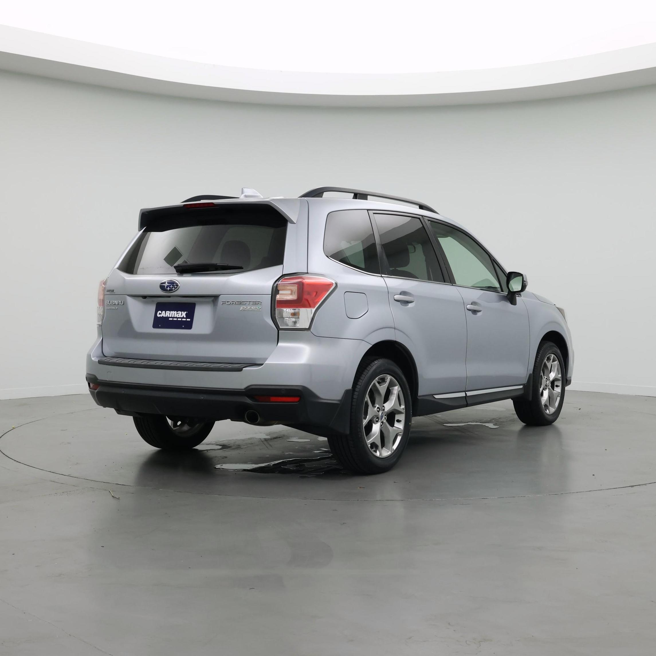 Thumbnail: 2017 Subaru Forester - 8