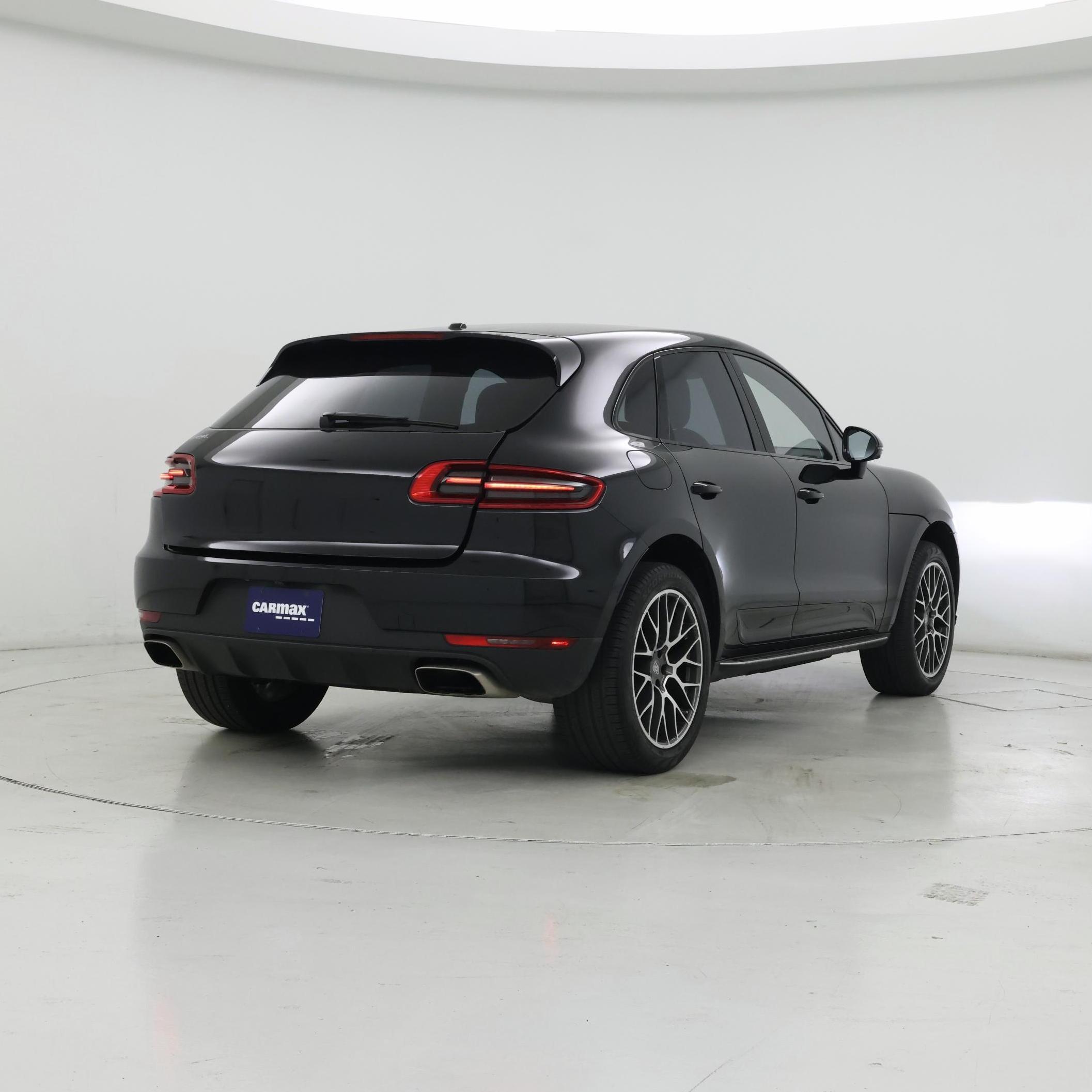 Thumbnail: 2018 Porsche Macan - 8