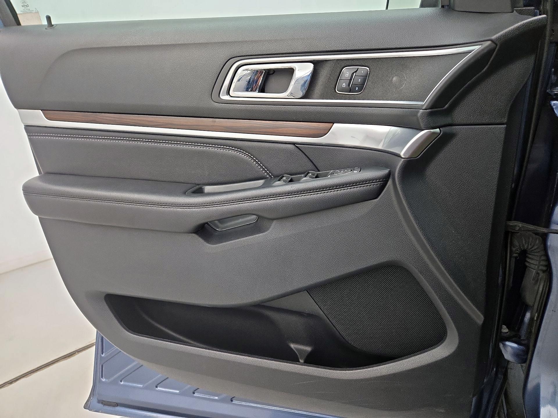 Thumbnail: 2018 Ford Explorer - 12