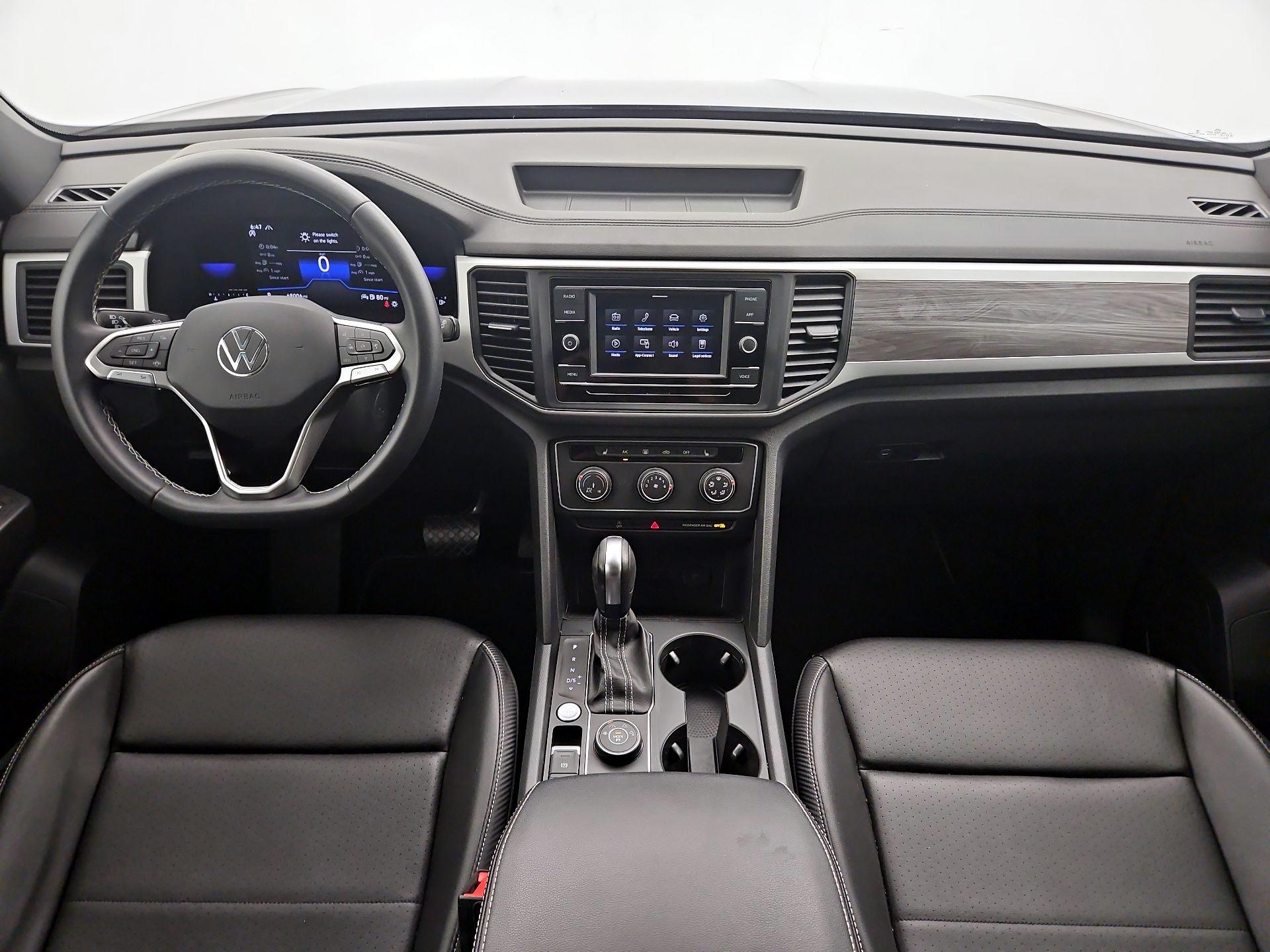 Thumbnail: 2023 Volkswagen Atlas - 9