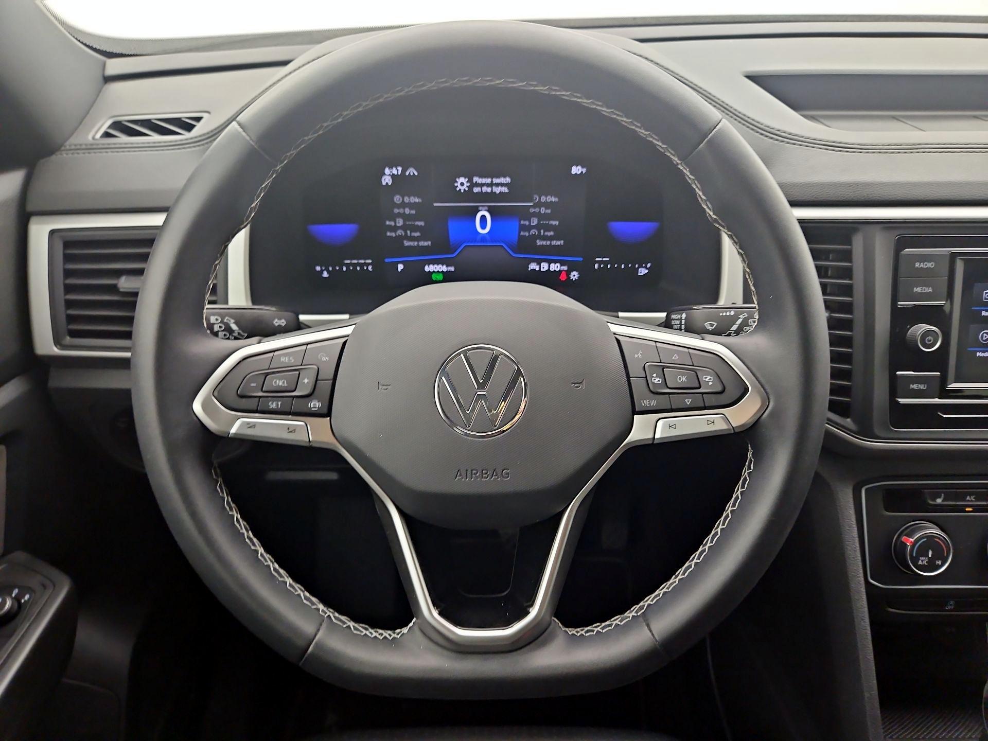 Thumbnail: 2023 Volkswagen Atlas - 10