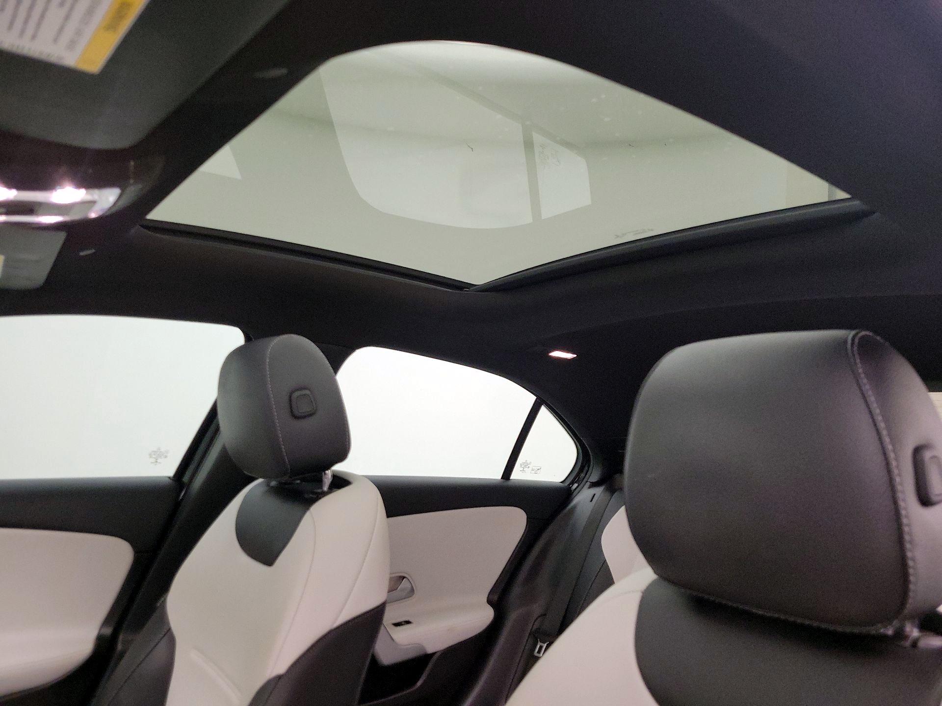 Thumbnail: 2020 Mercedes-Benz A-Class - 19