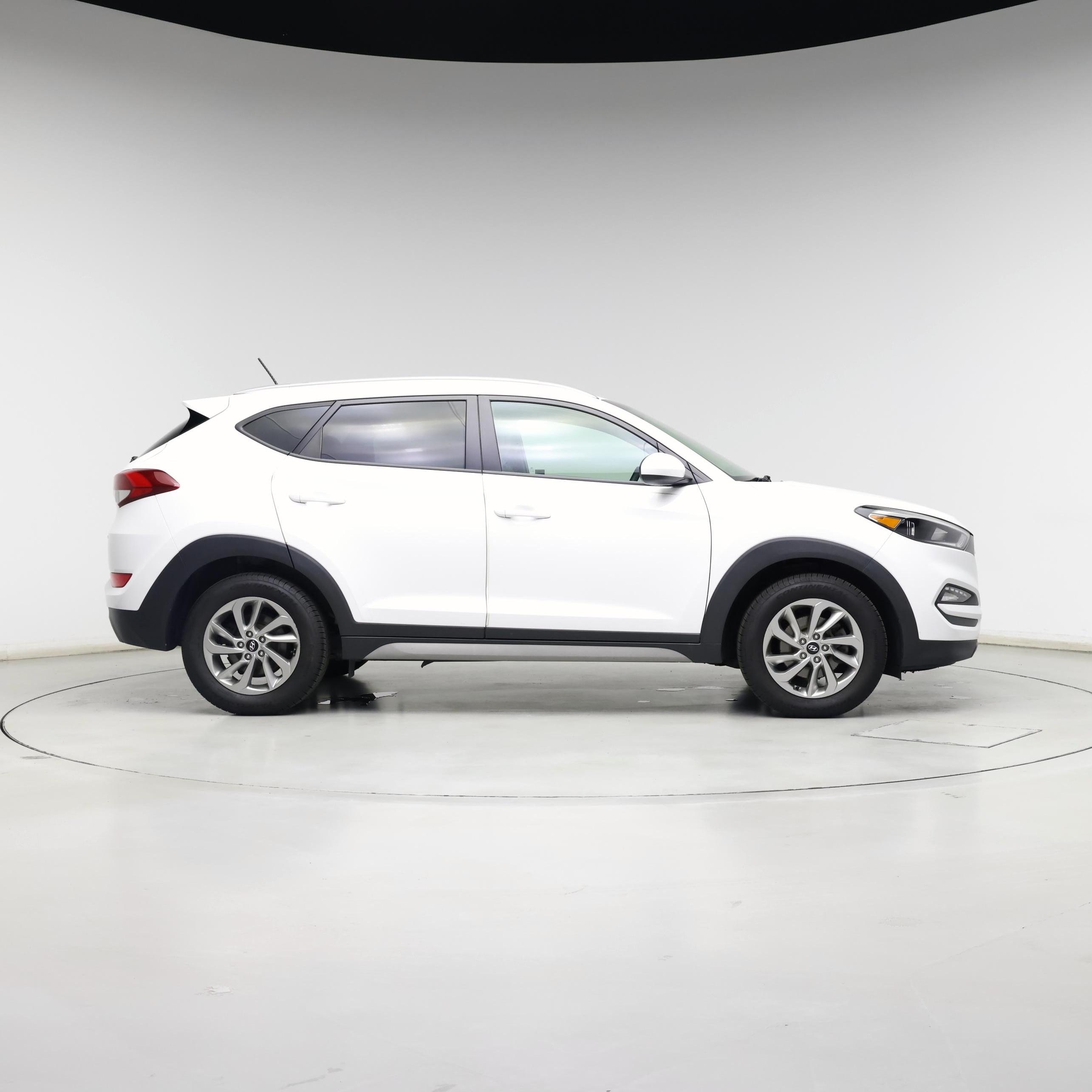 Thumbnail: 2017 Hyundai Tucson - 7