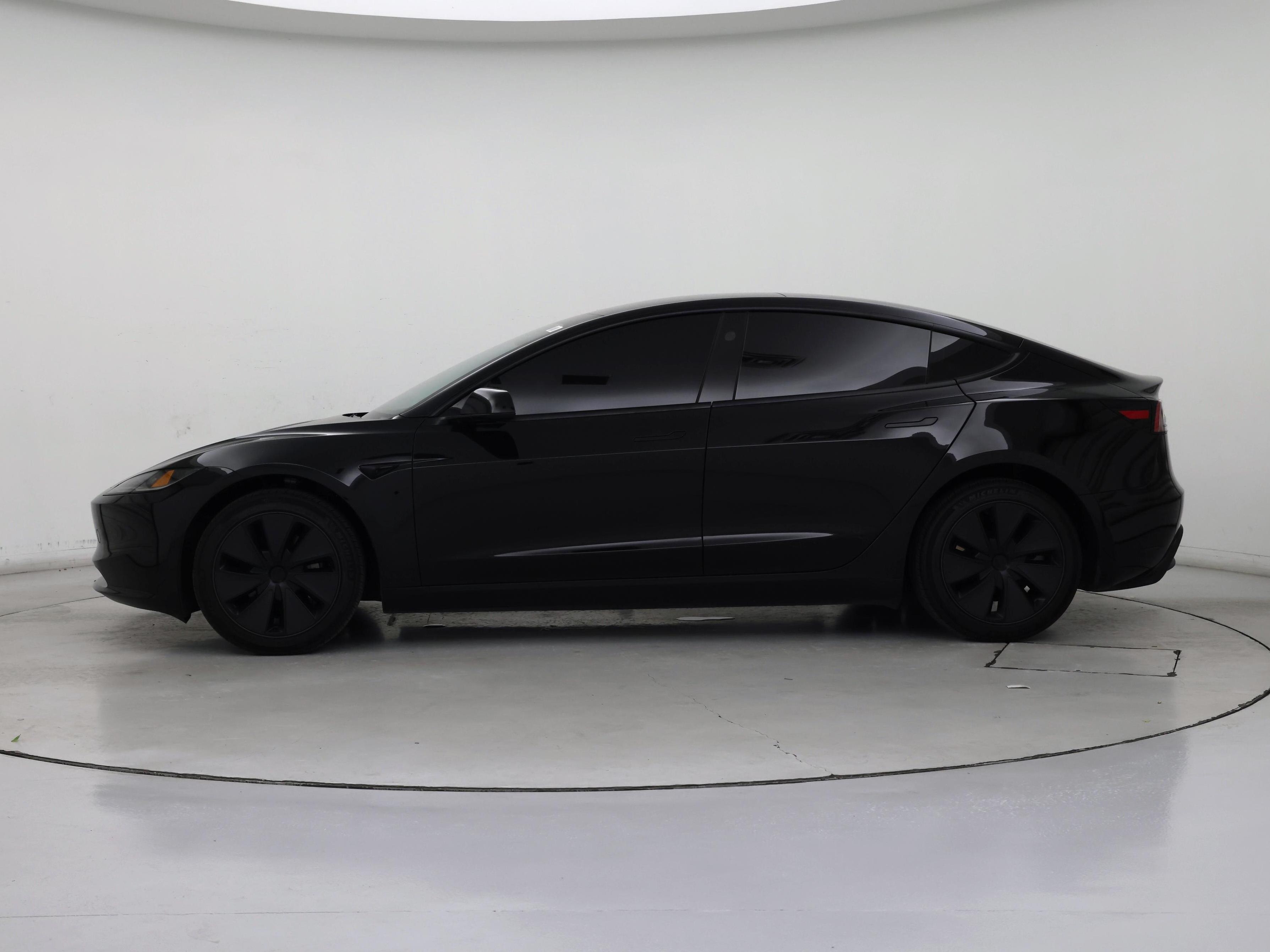 Thumbnail: 2024 Tesla Model 3 - 3