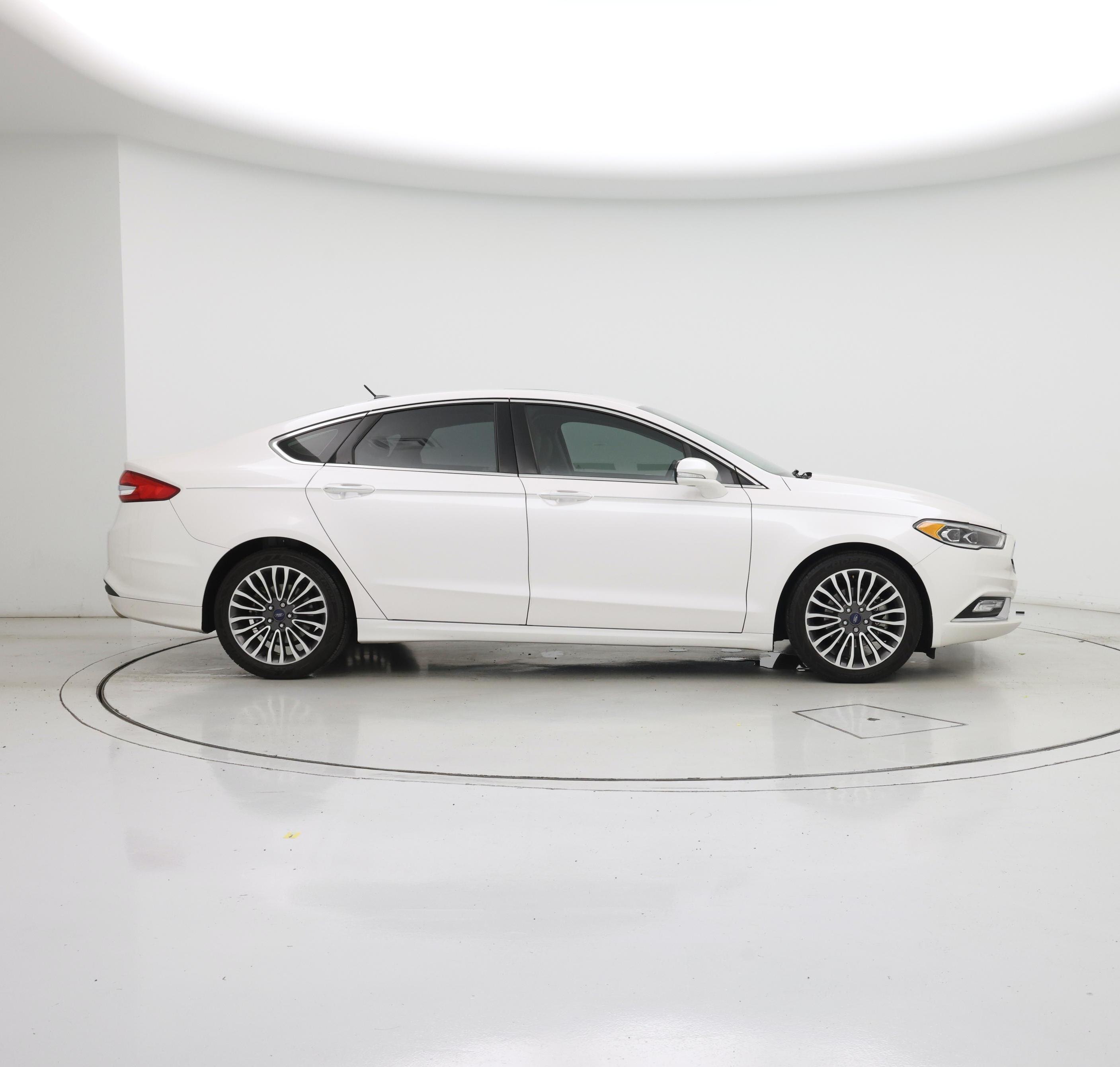 Thumbnail: 2017 Ford Fusion - 7