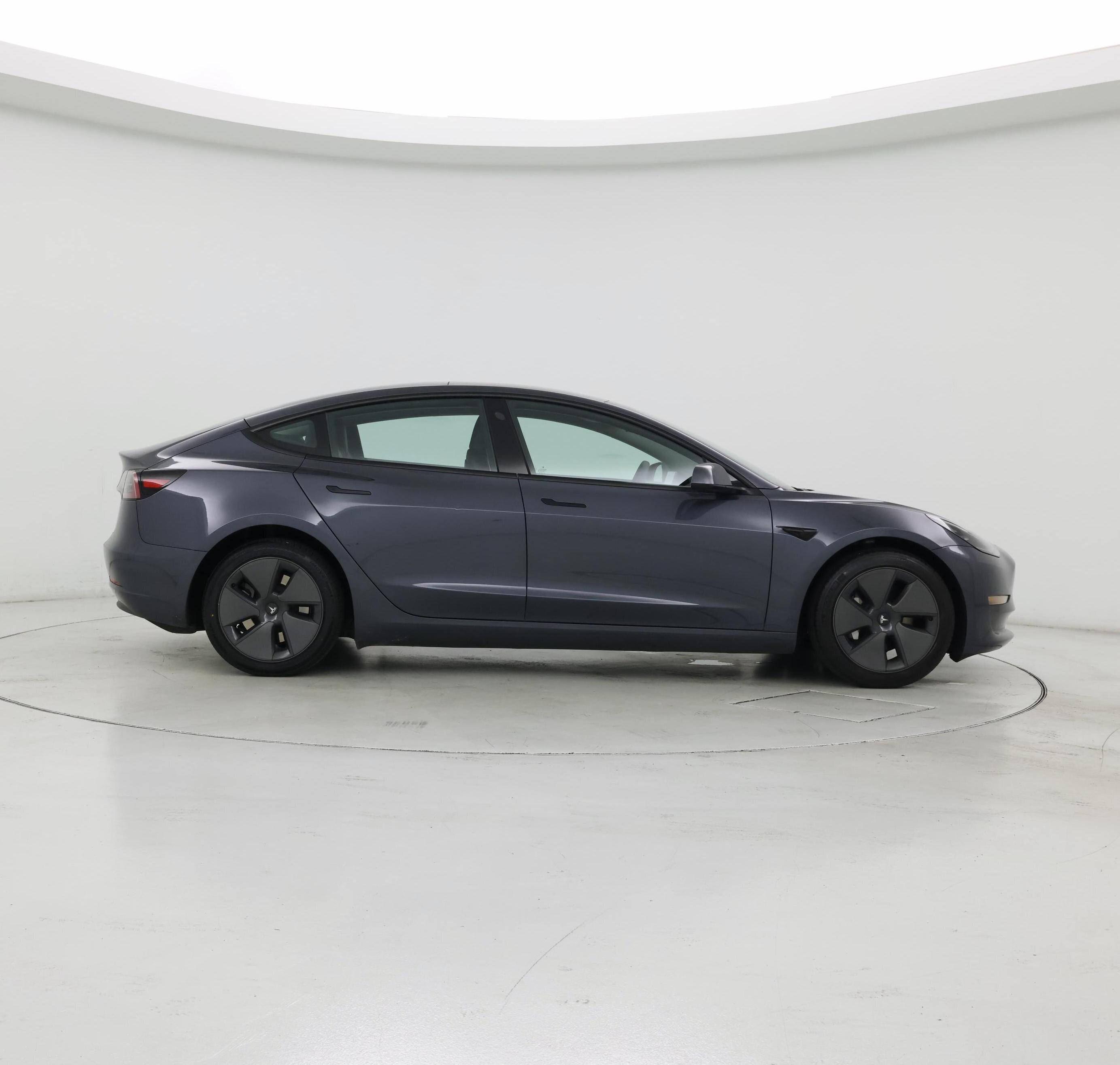 Thumbnail: 2023 Tesla Model 3 - 7