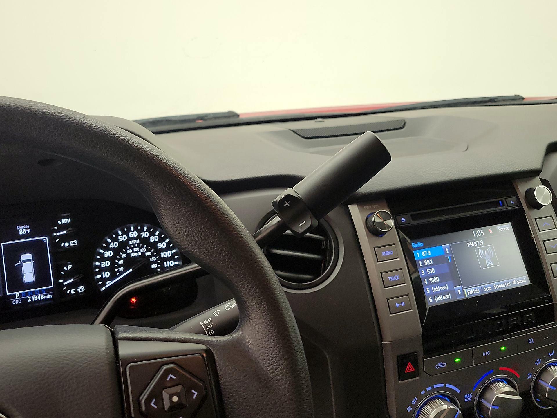 Thumbnail: 2019 Toyota Tundra - 17