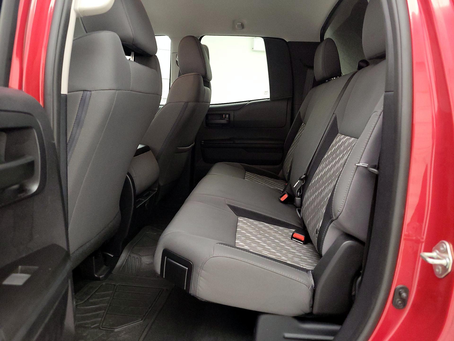 Thumbnail: 2019 Toyota Tundra - 19