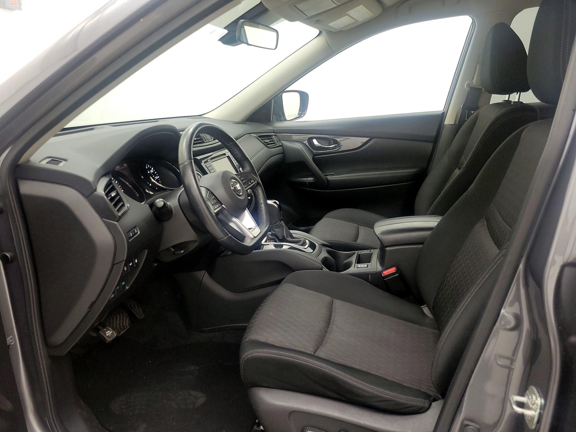Thumbnail: 2019 Nissan Rogue - 11