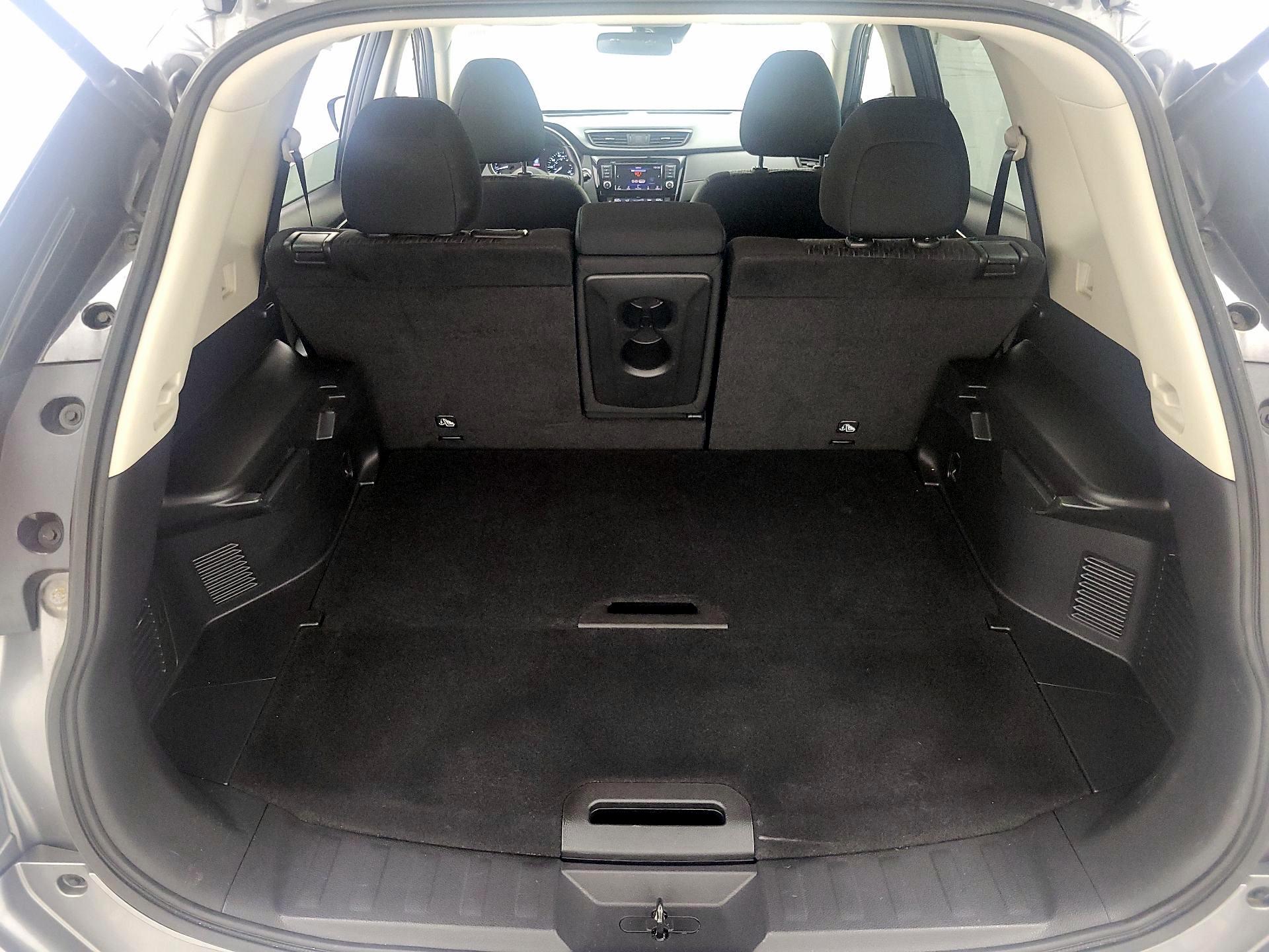 Thumbnail: 2019 Nissan Rogue - 20