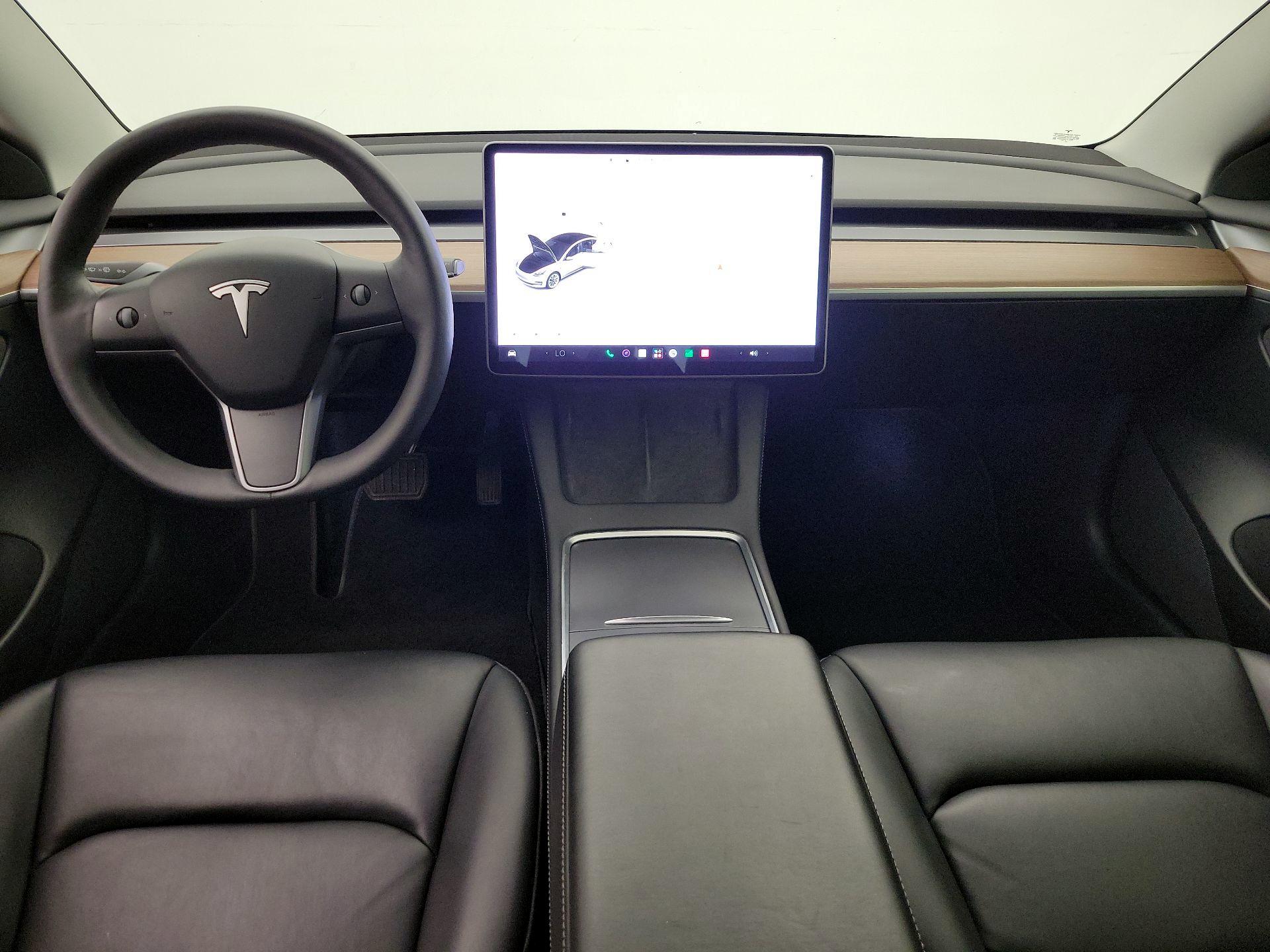 Thumbnail: 2022 Tesla Model 3 - 9