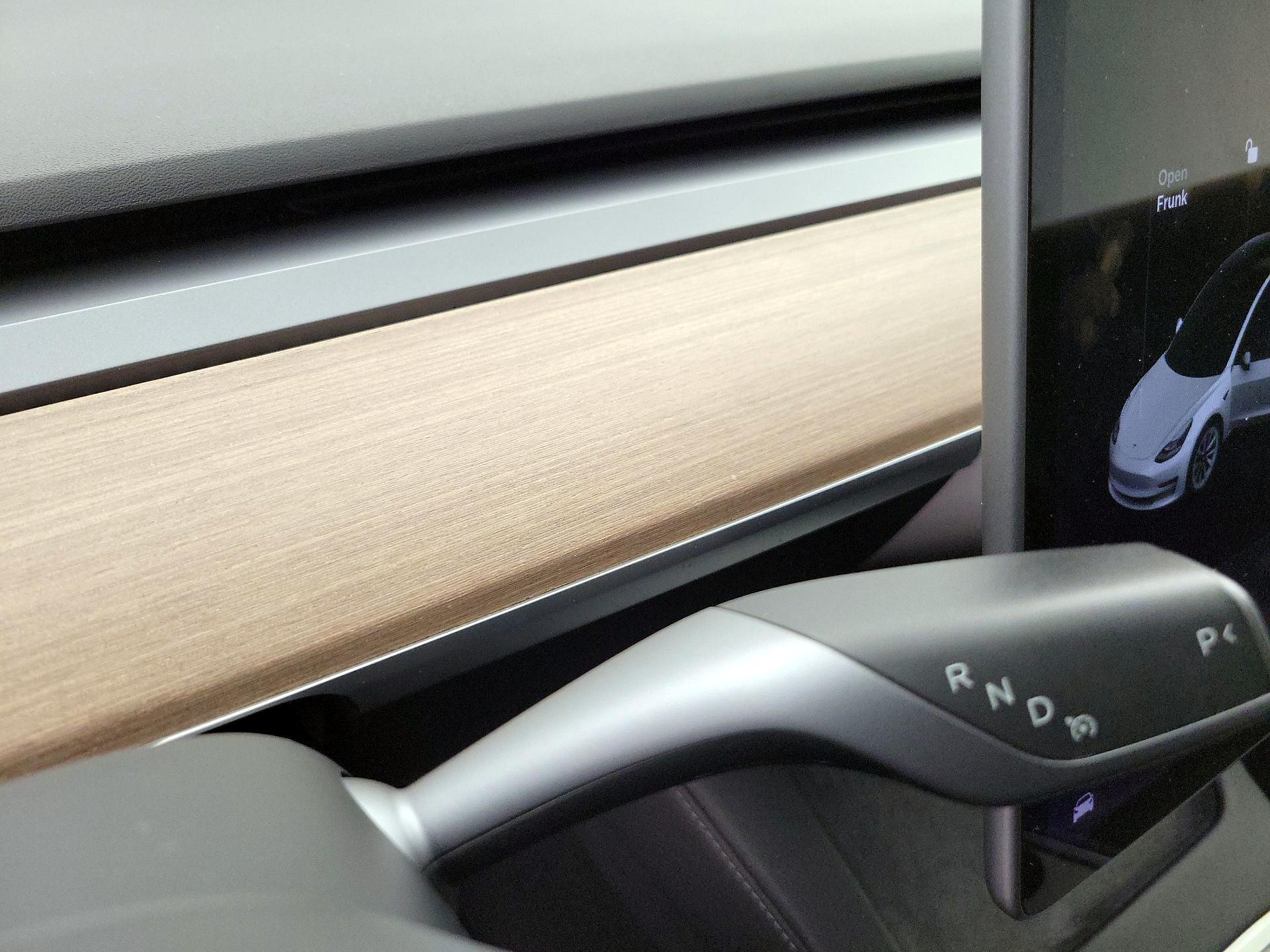 Thumbnail: 2022 Tesla Model 3 - 17