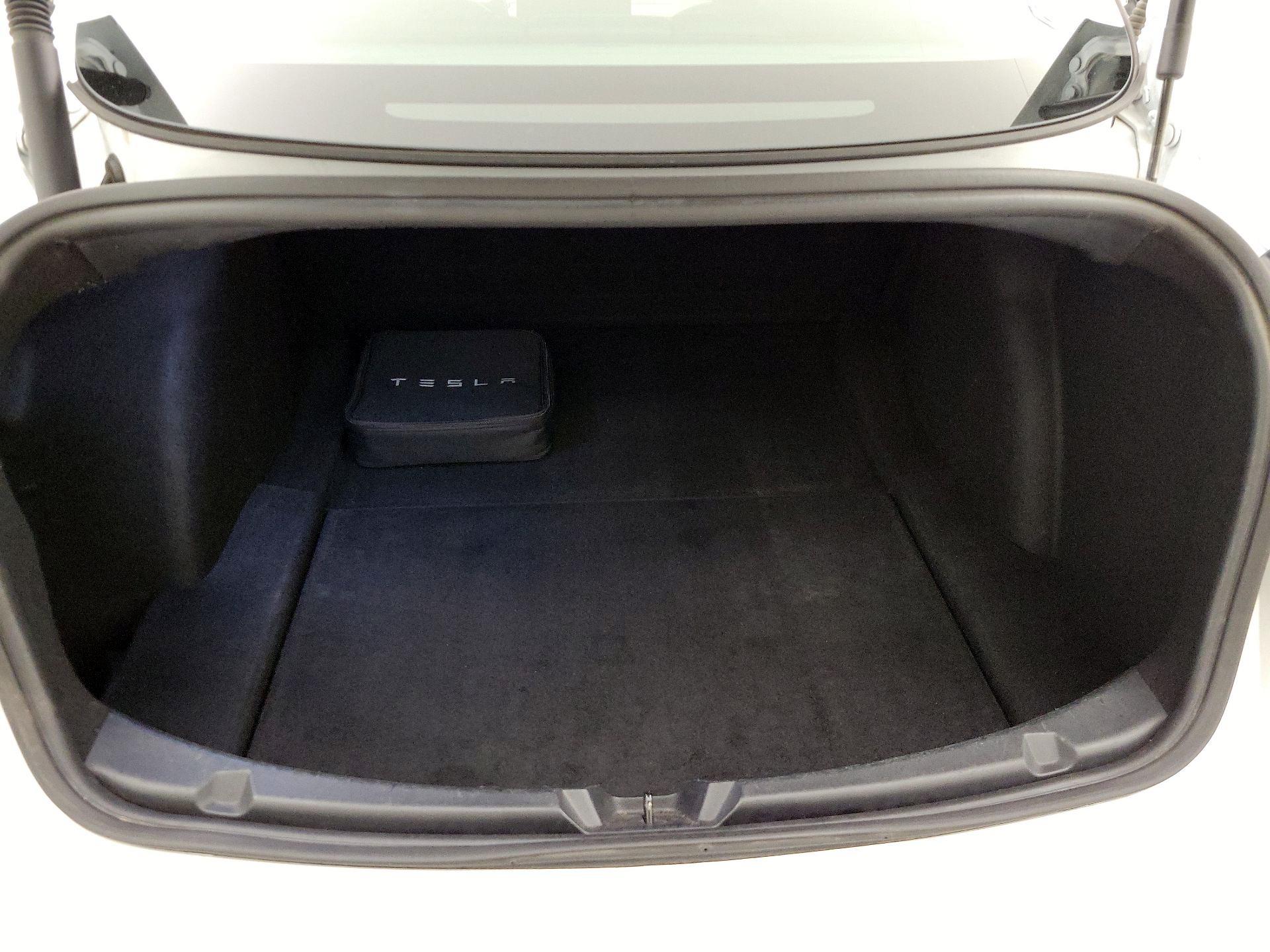 Thumbnail: 2022 Tesla Model 3 - 20