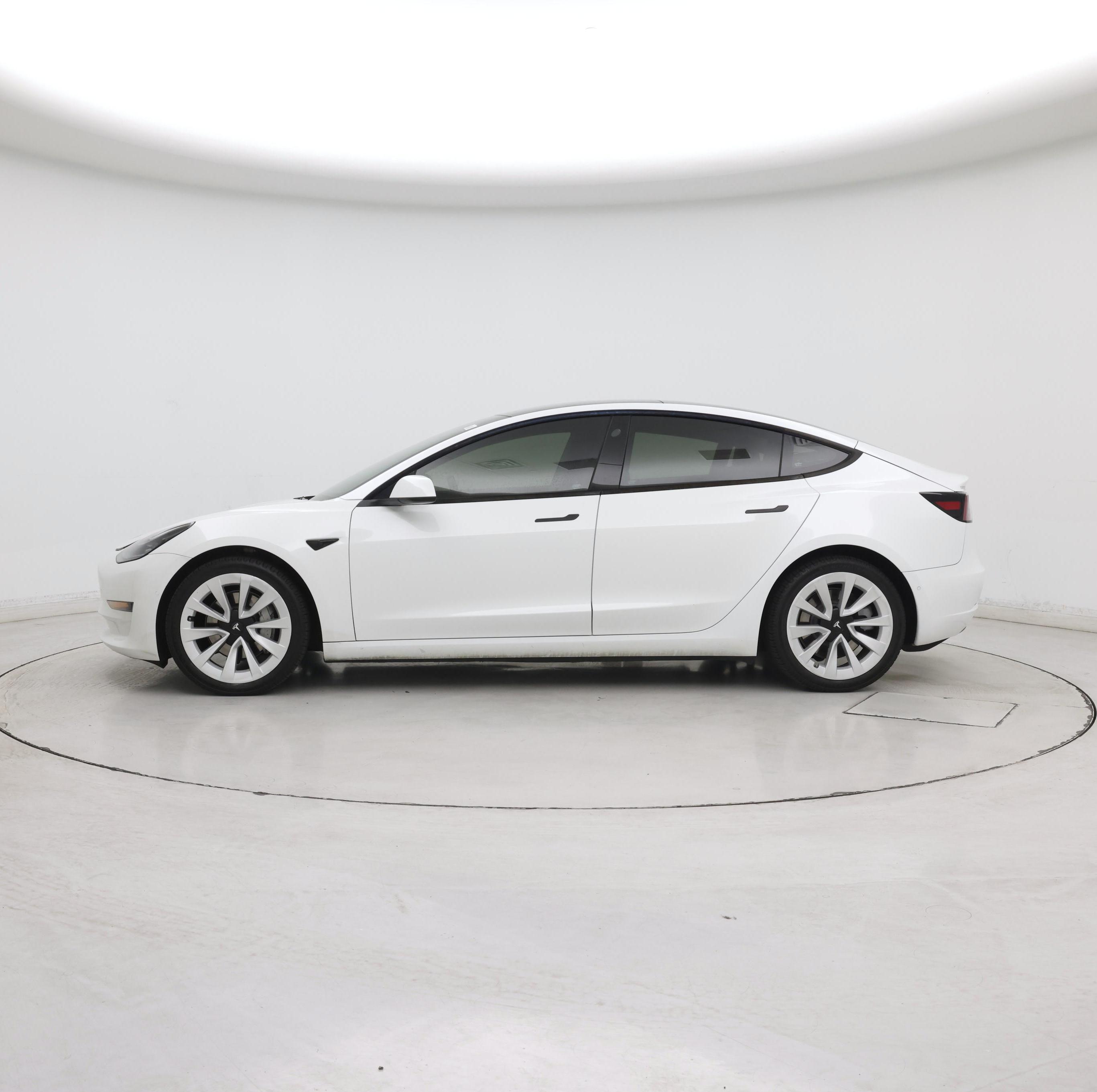 Thumbnail: 2022 Tesla Model 3 - 3