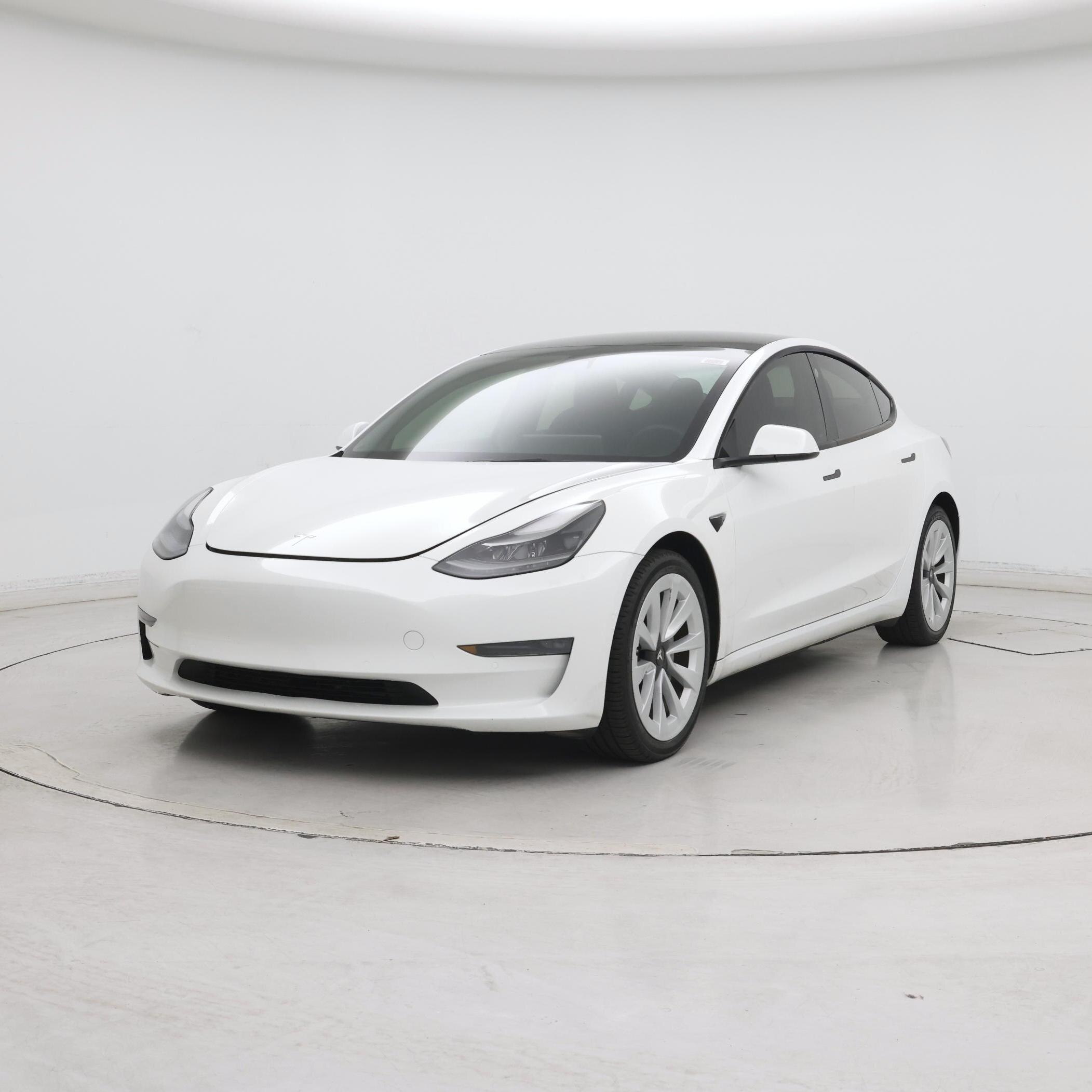 Thumbnail: 2022 Tesla Model 3 - 4
