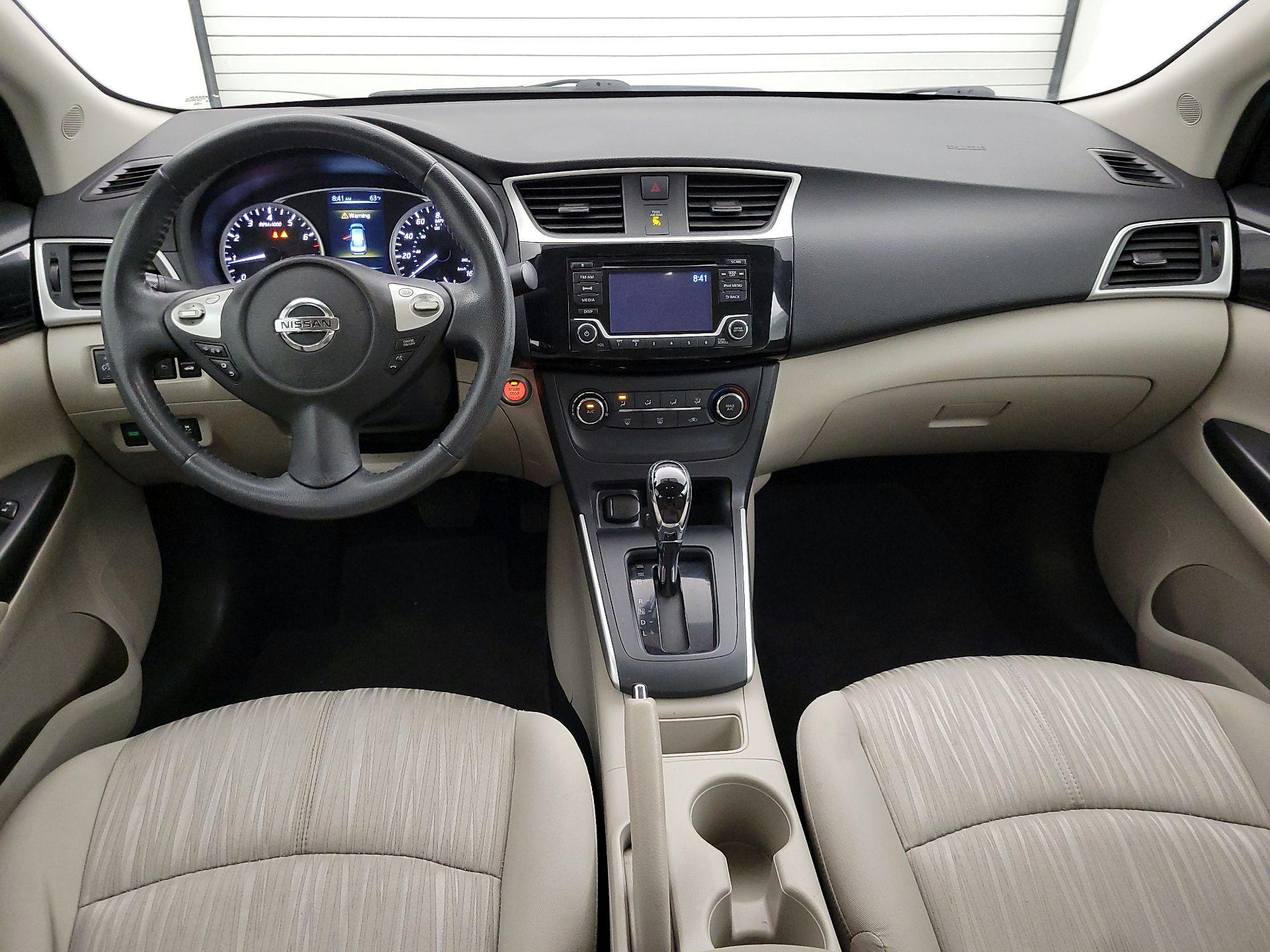 Thumbnail: 2017 Nissan Sentra - 9