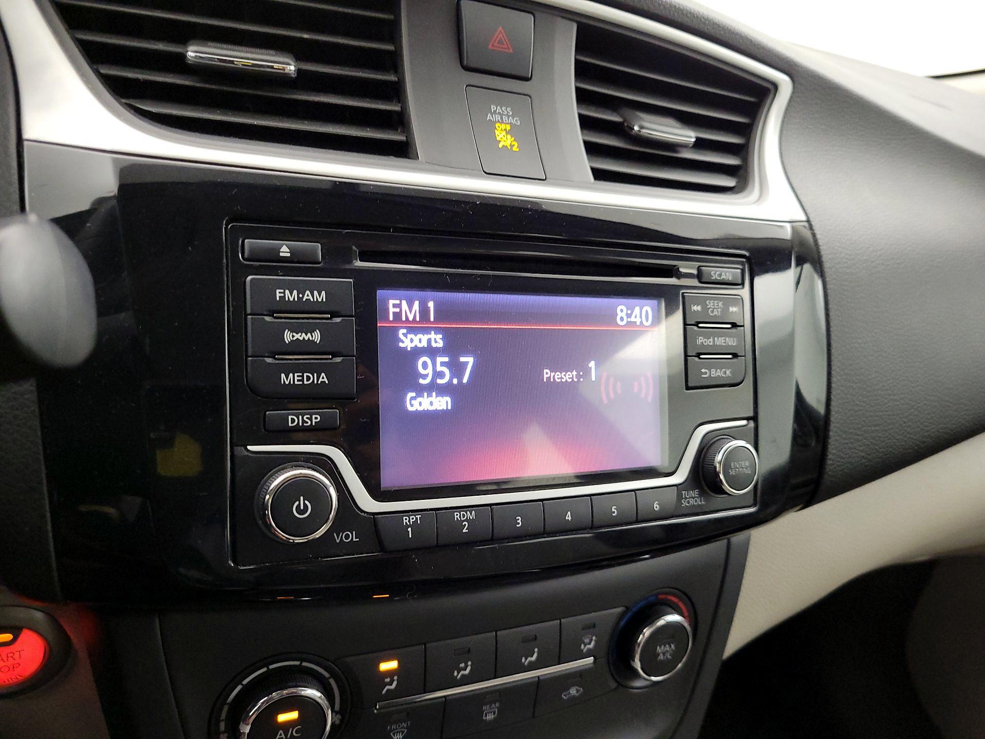 Thumbnail: 2017 Nissan Sentra - 15