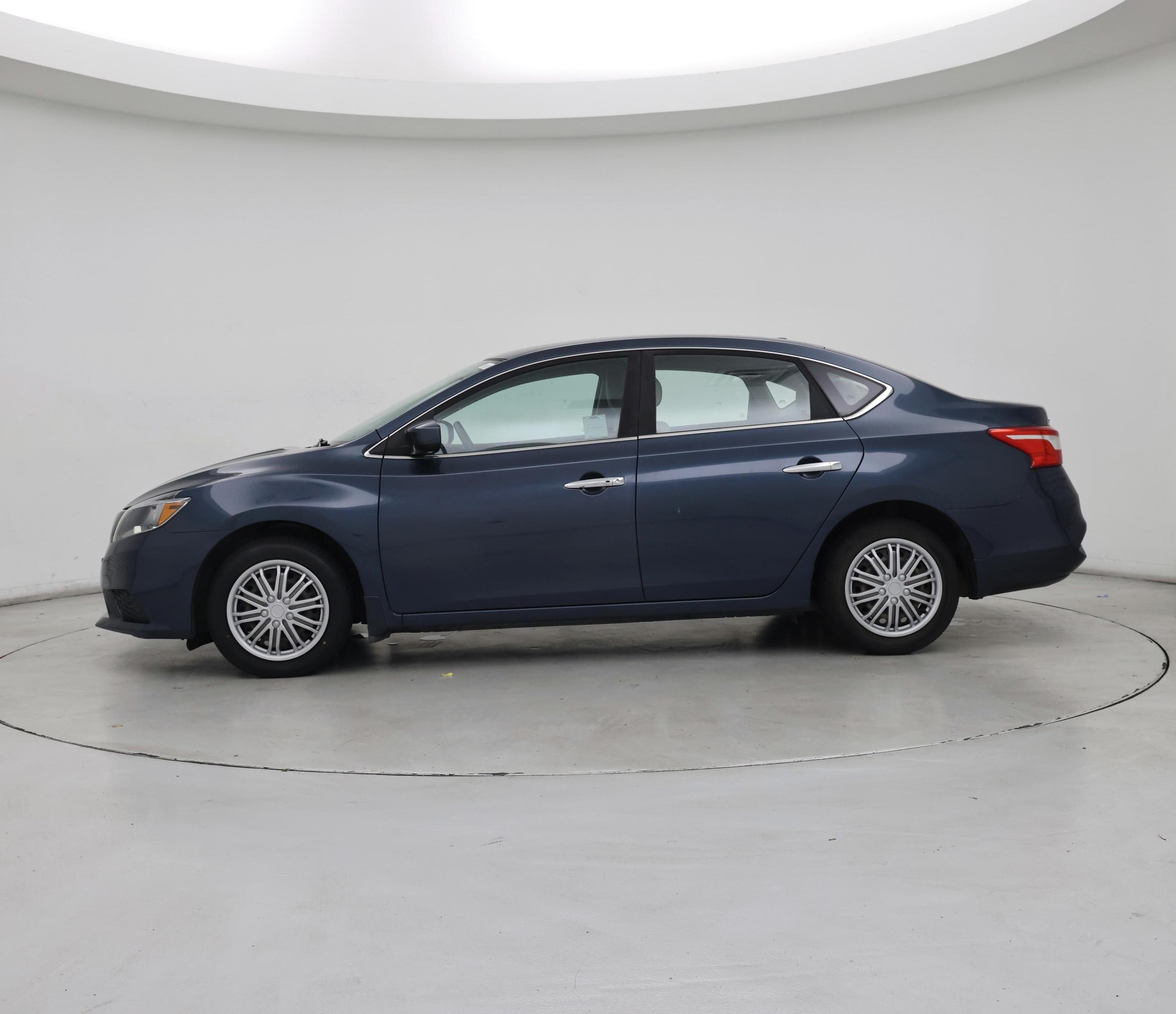 Thumbnail: 2017 Nissan Sentra - 3