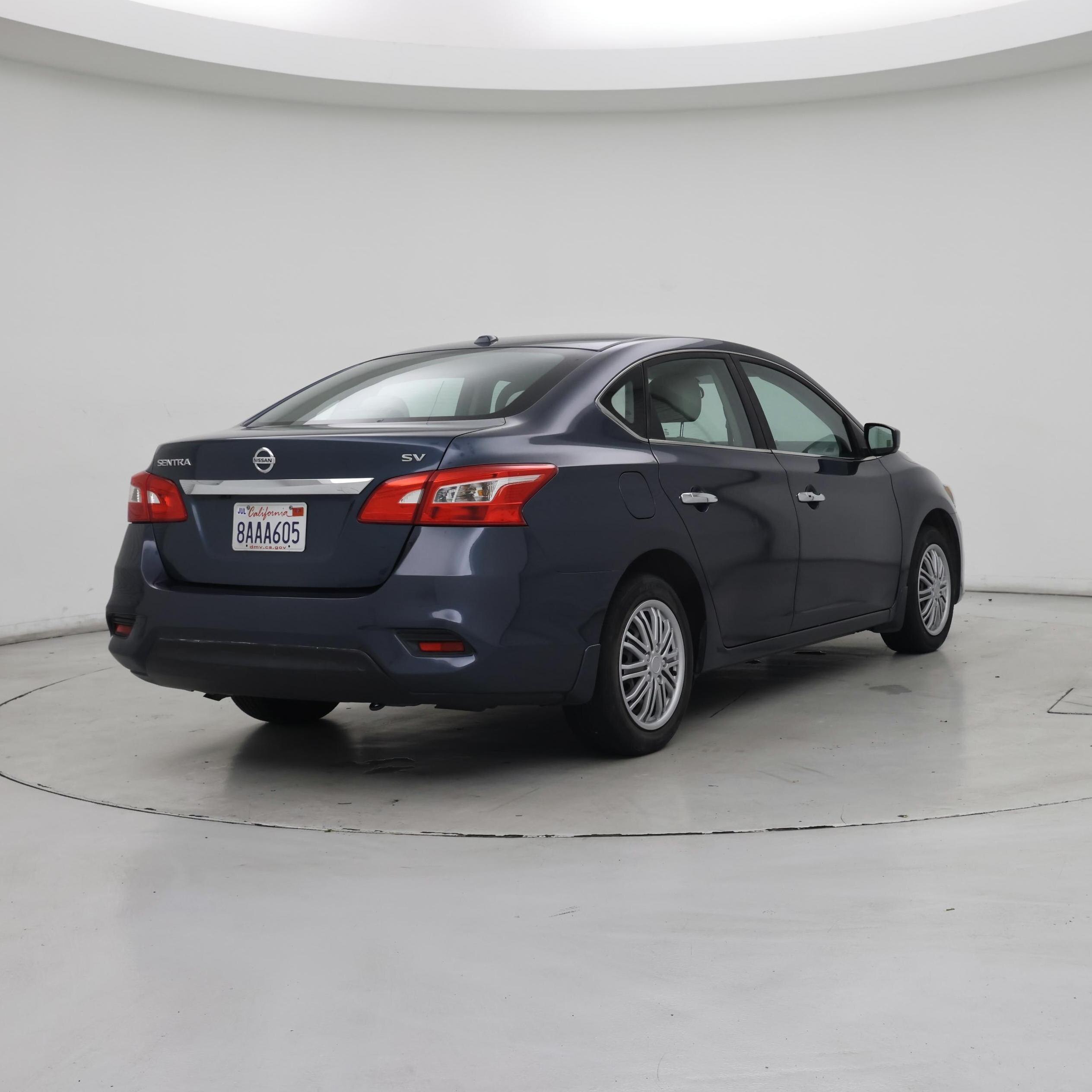 Thumbnail: 2017 Nissan Sentra - 8