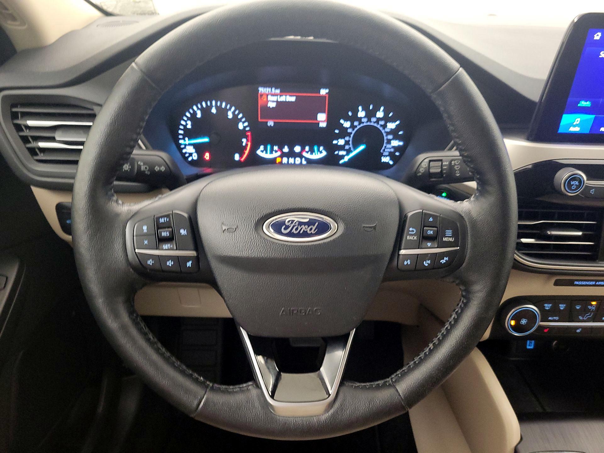 Thumbnail: 2020 Ford Escape - 10