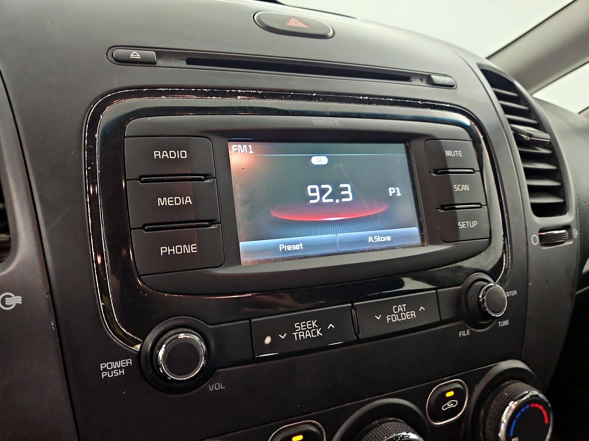 Thumbnail: 2017 Kia Forte - 13