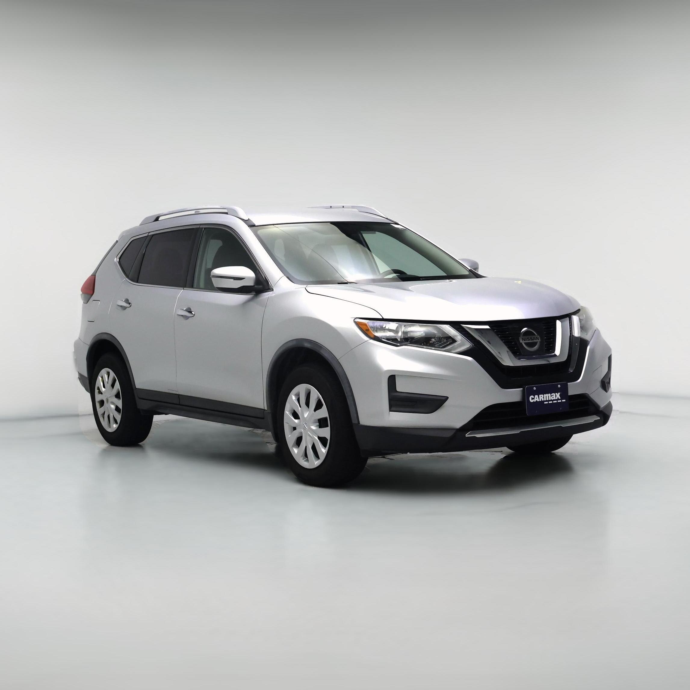 Thumbnail: 2017 Nissan Rogue - 1