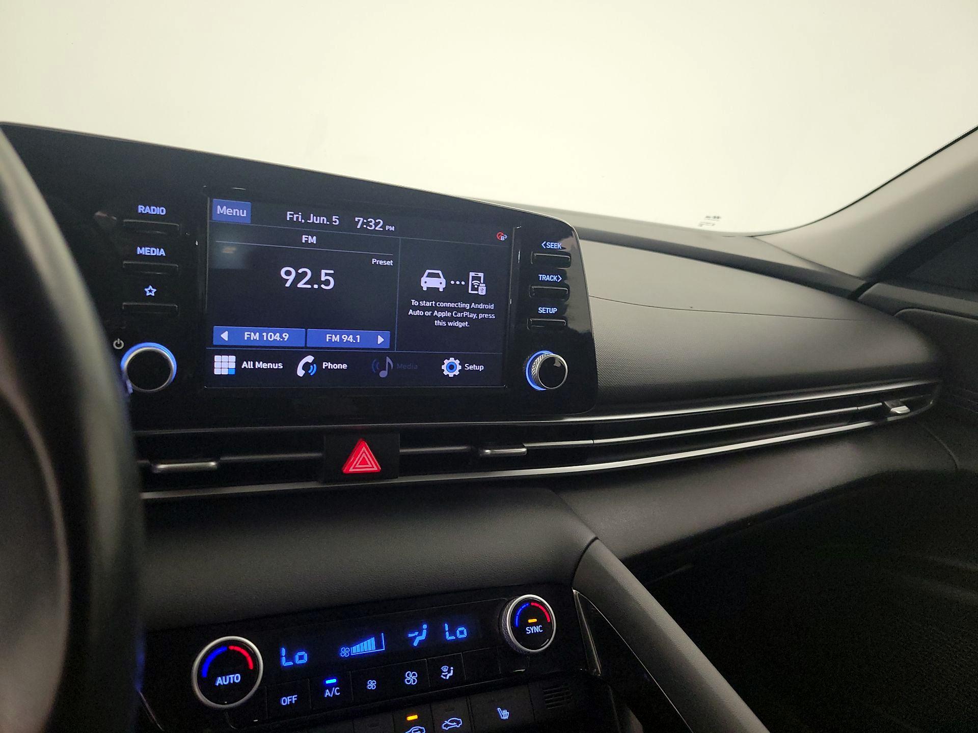 Thumbnail: 2021 Hyundai Elantra - 15