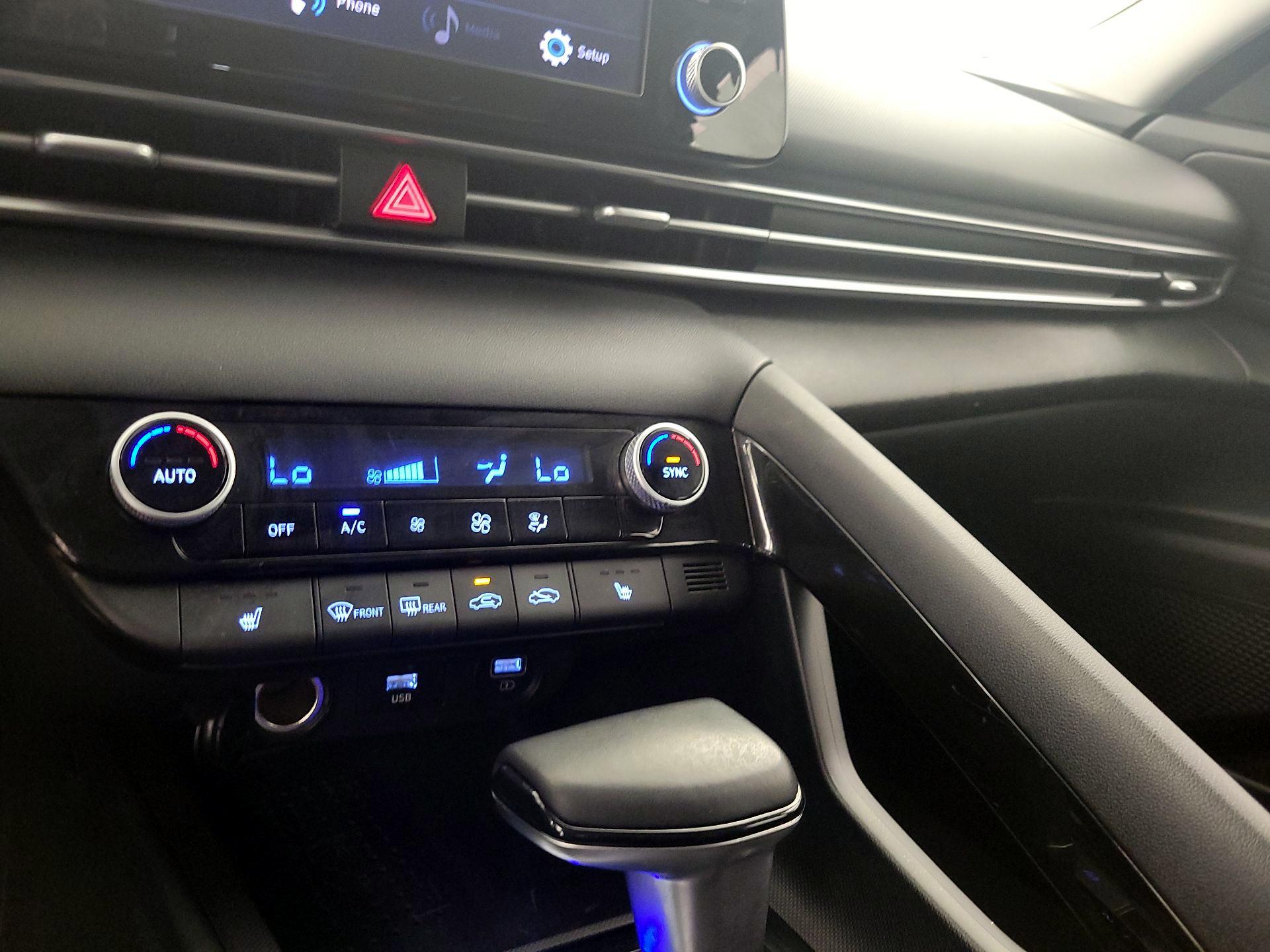 Thumbnail: 2021 Hyundai Elantra - 16