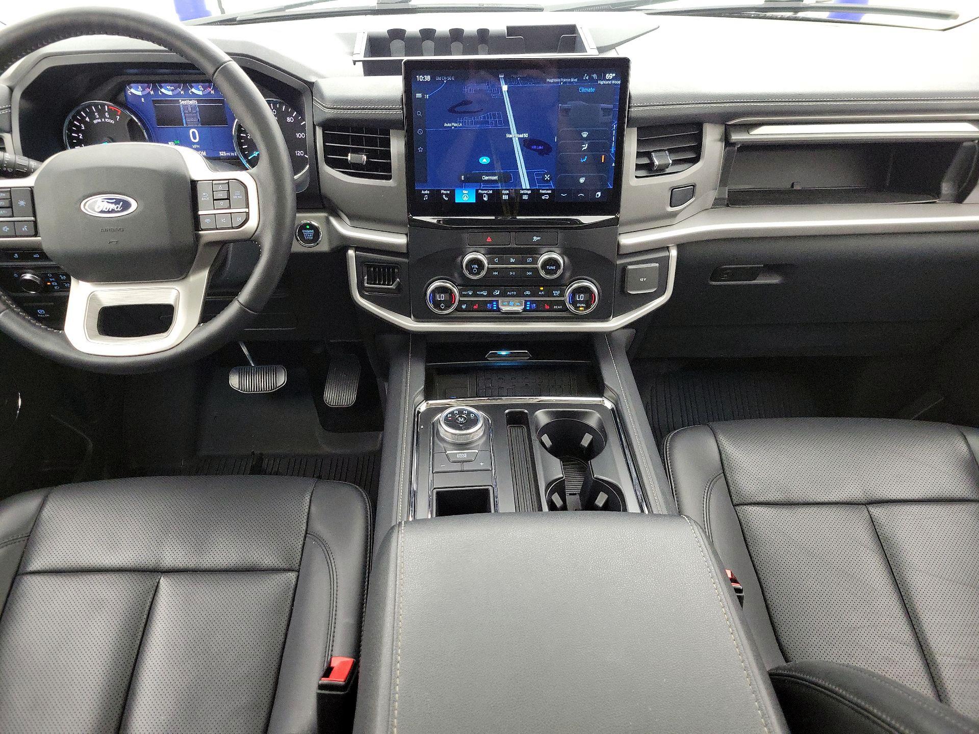 Thumbnail: 2022 Ford Expedition - 9