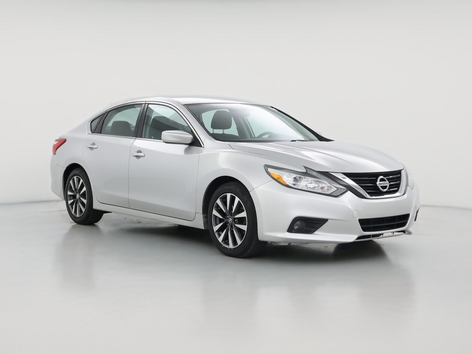 2017 Nissan Altima SV - Photo 1