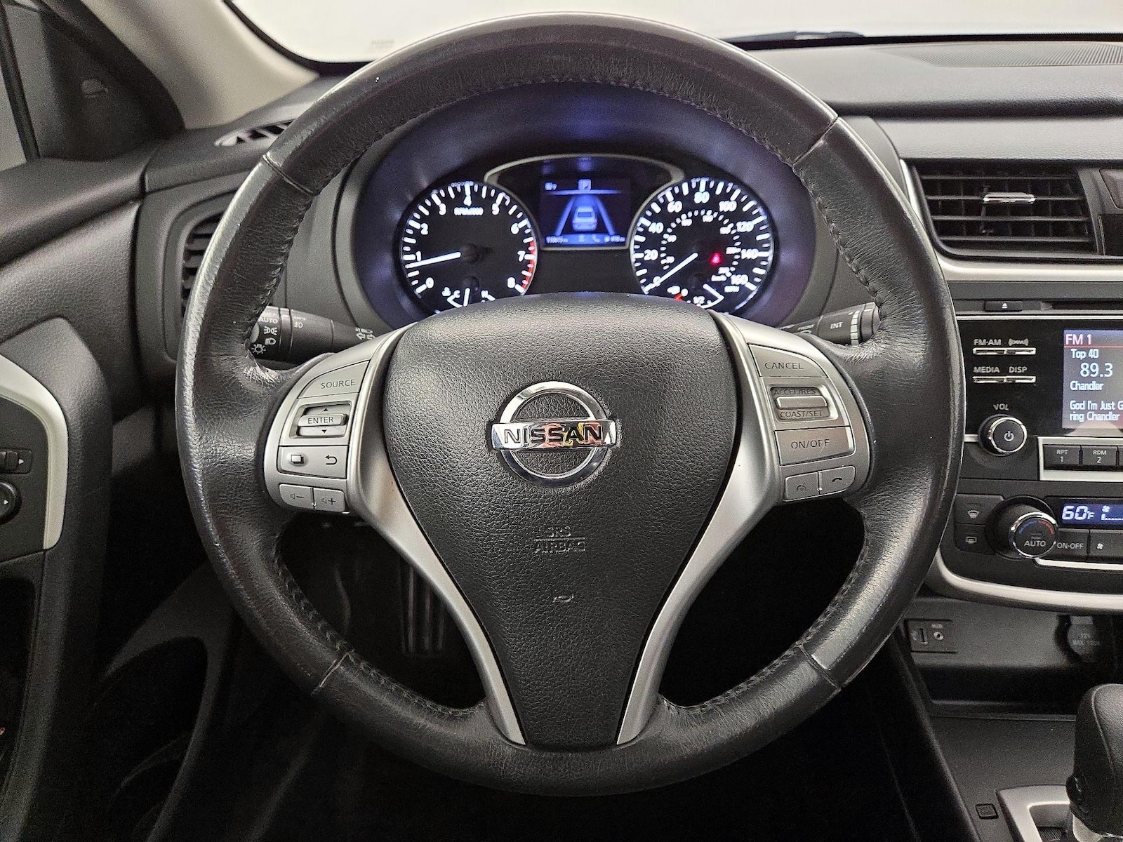 2017 Nissan Altima SV - Photo 11