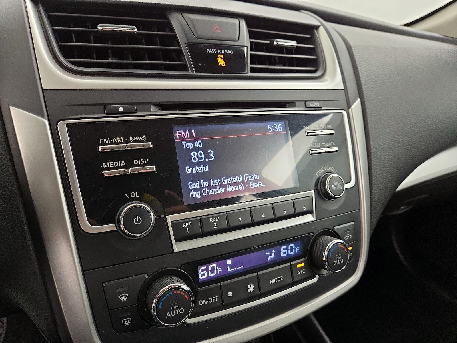2017 Nissan Altima SV - Photo 16
